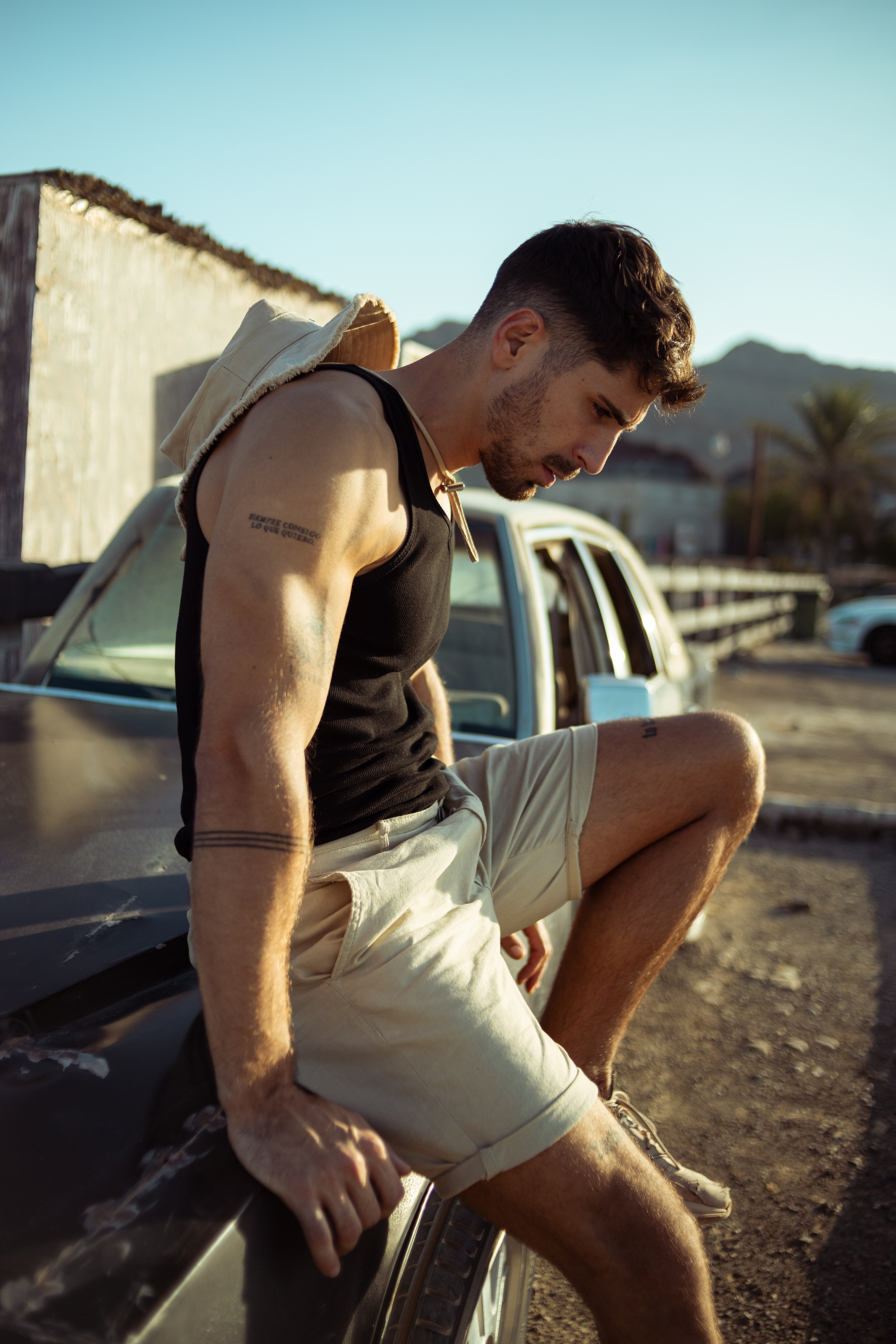 Somewhere in the desert. VIDEO