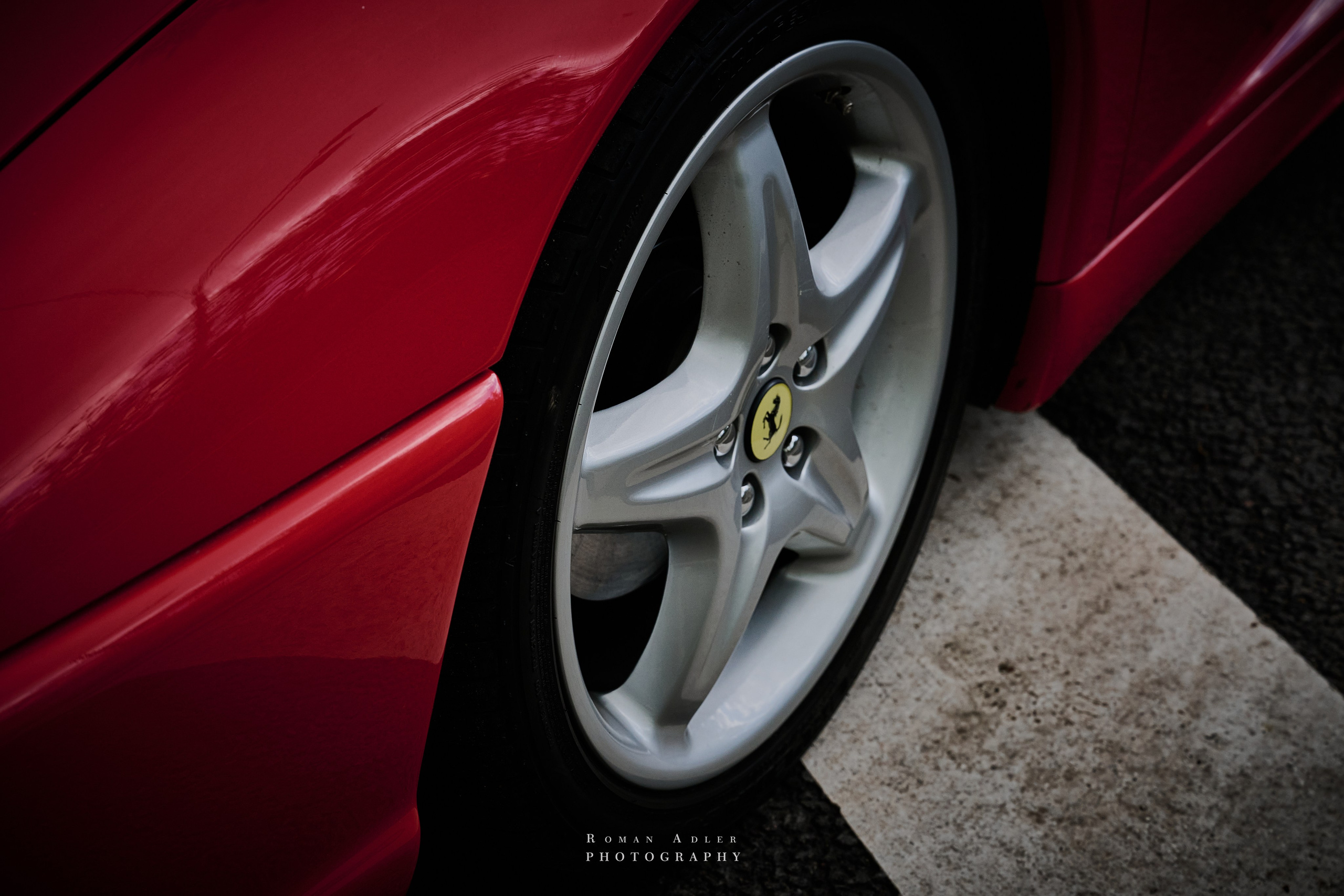 Ferrari 355 GTS. Фотограф Роман Адлер