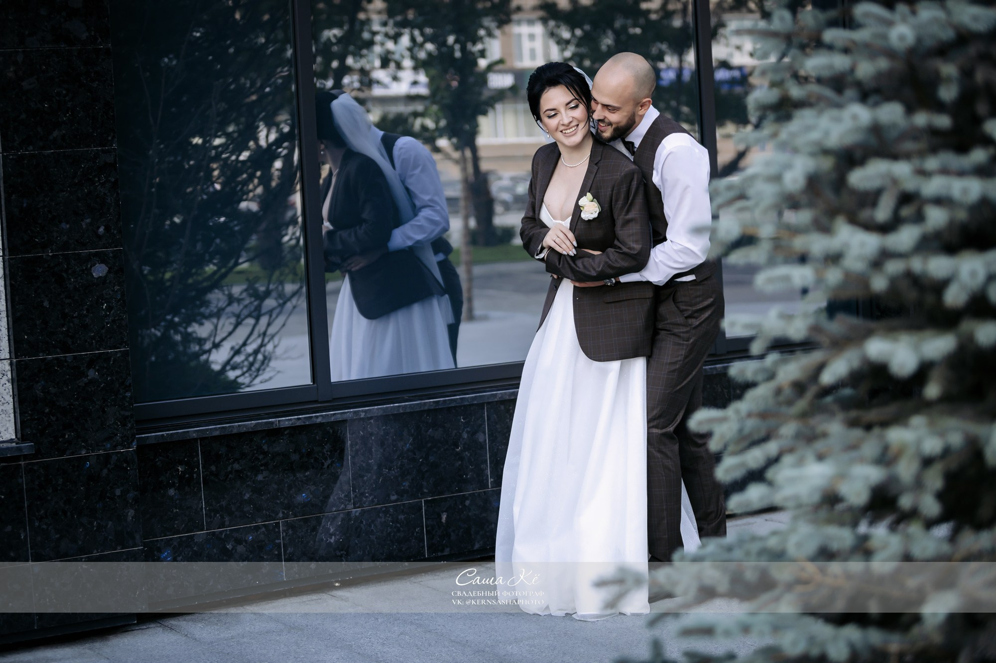 Фотосессия с лав стори сюжетом. Забронируйте съемку и расскажите вашу историю через кадры.