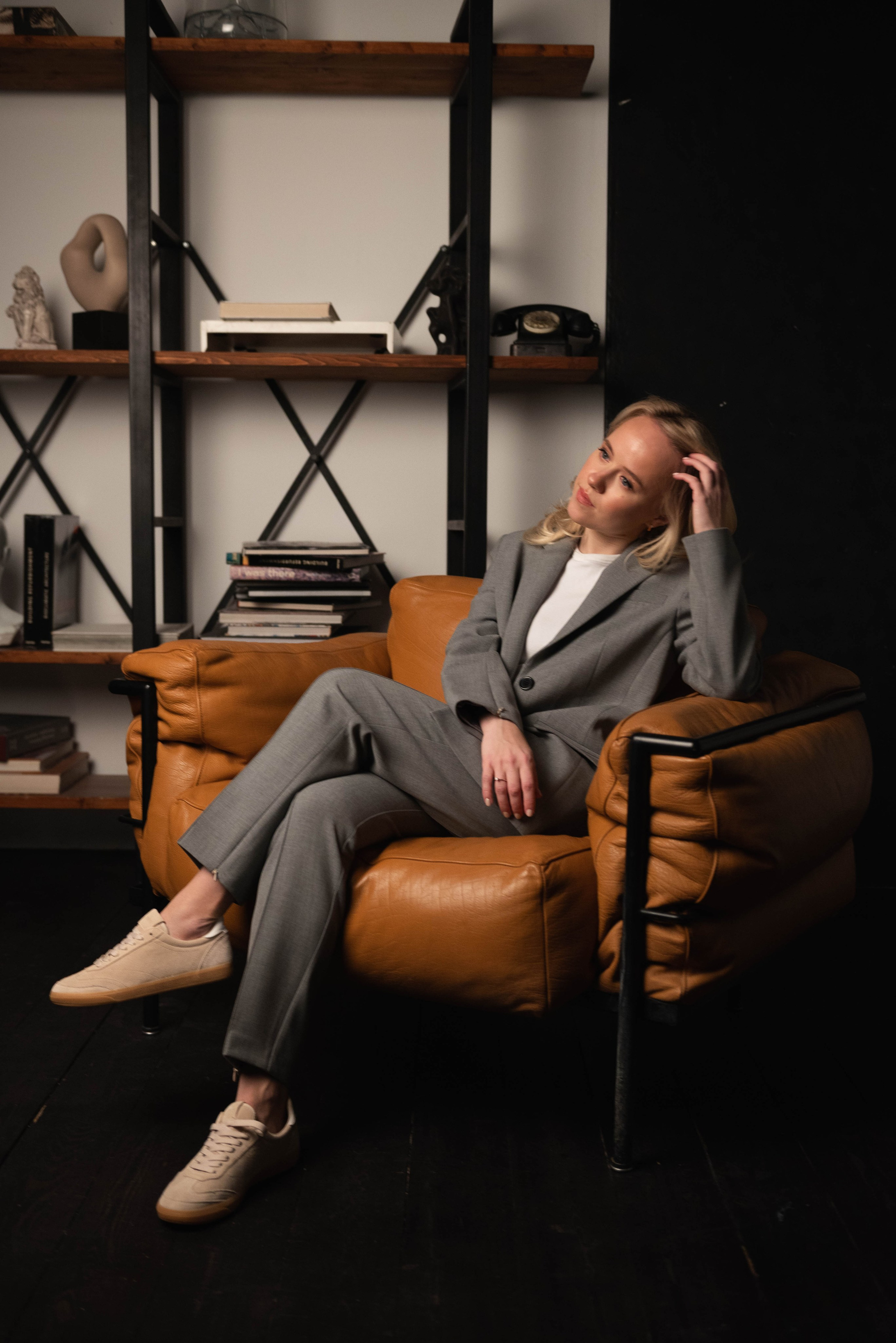 Полина Возиян (съемка для блога юриста @ation.law). Фотограф Москва Настя Профотовна. Репортажные, свадебные и контент фотосессии