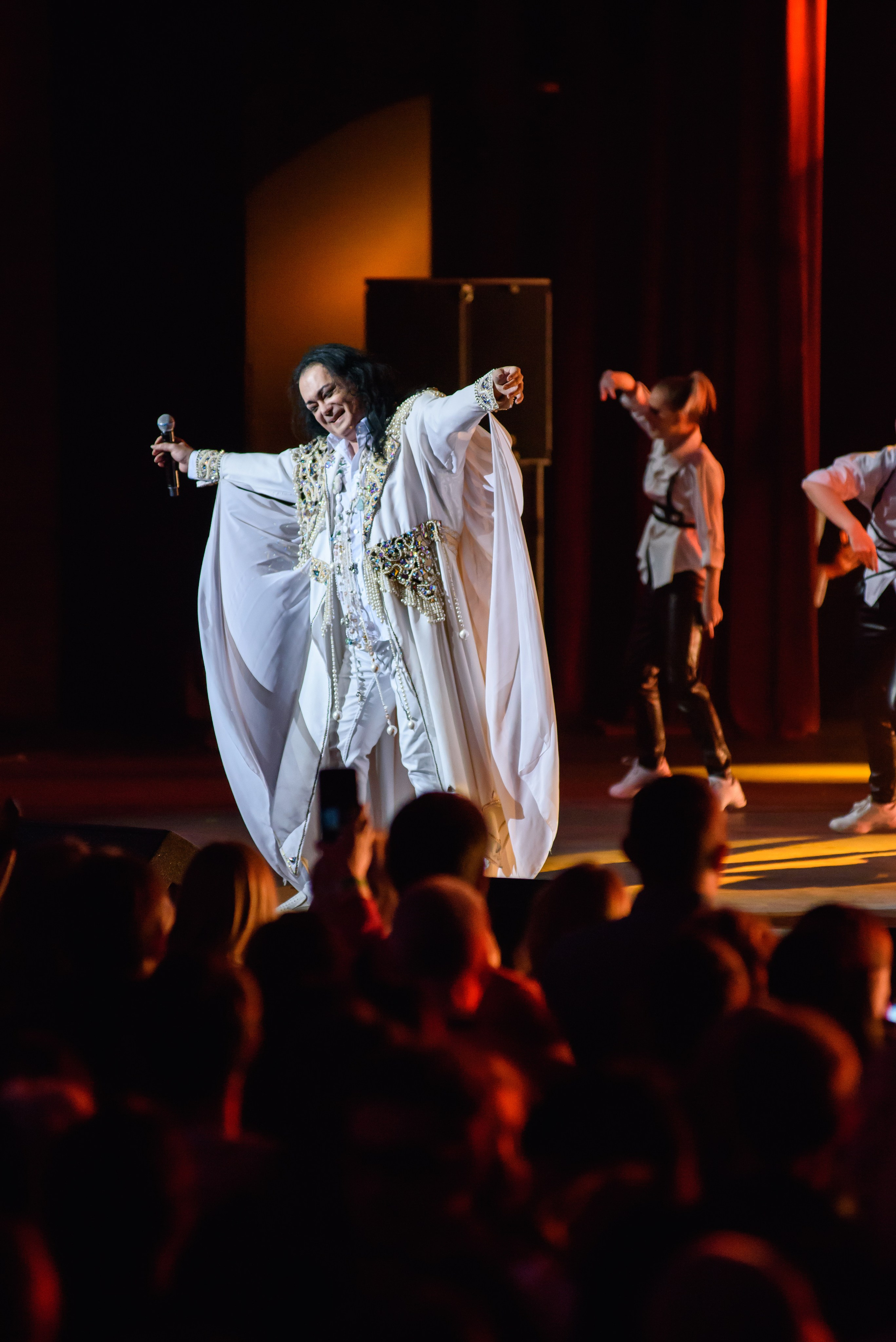 Дискотека 80-90-2000х — «Имена на все времена», Крокус Сити Холл. Бренд-фотограф для экспертов и блогеров в Москве Влада Горбовская