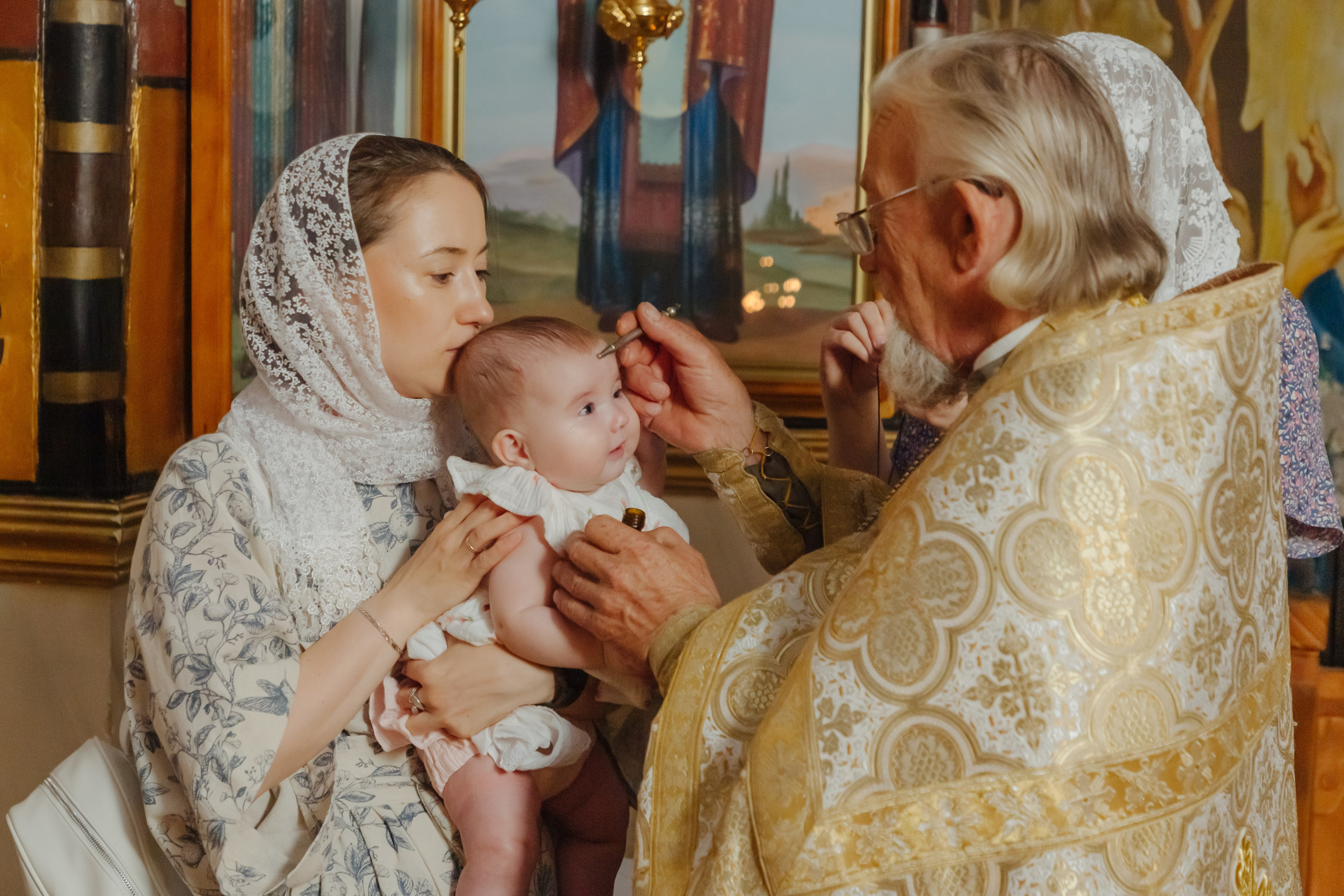 Крещение Собор Петра и Павла, г. Петергоф. Фотограф на крещение в Санкт Петербурге