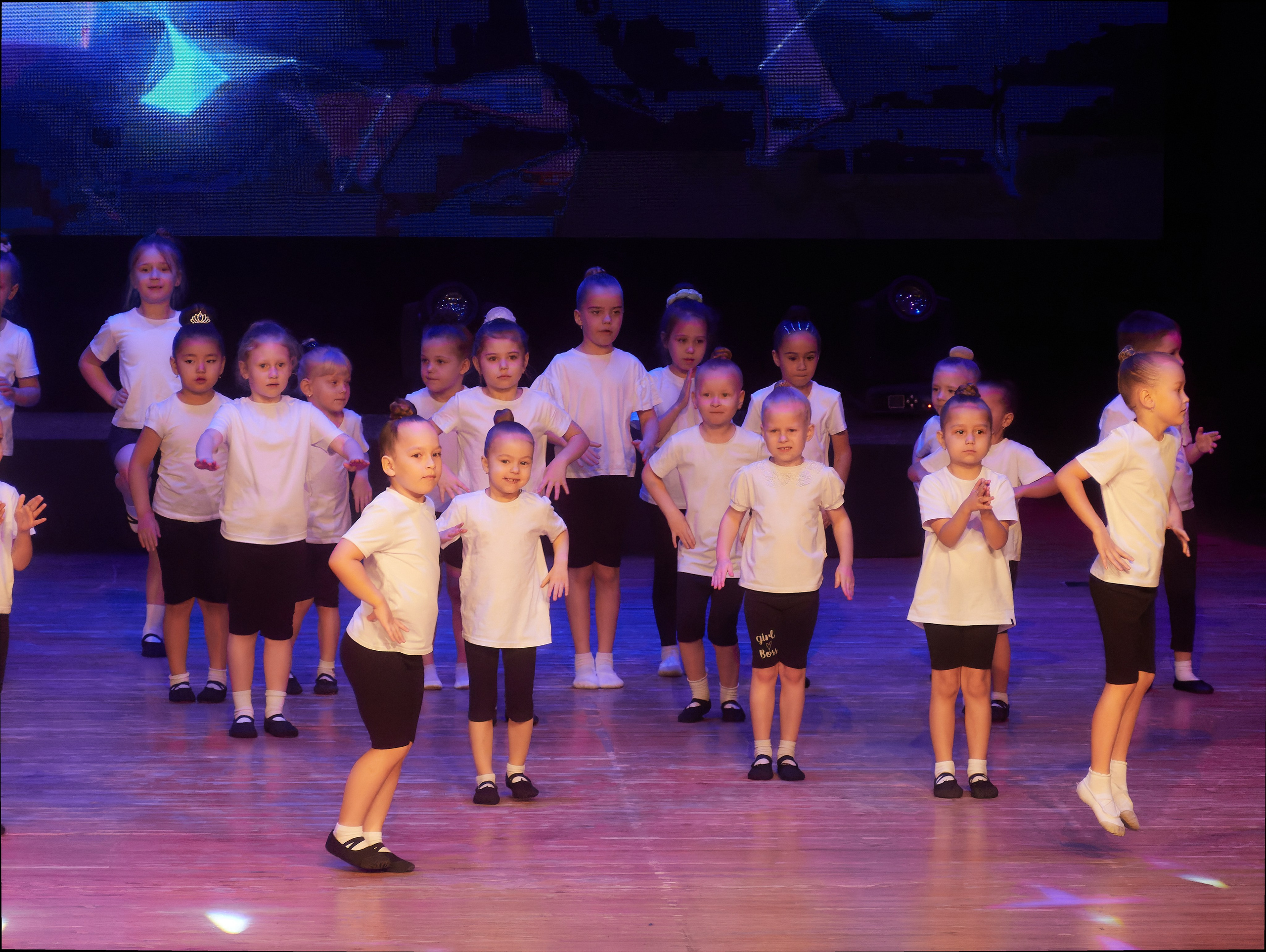 «Посвящение в студийцы». Семейный и детский фотограф в Междуреченск Олег Бамбульский