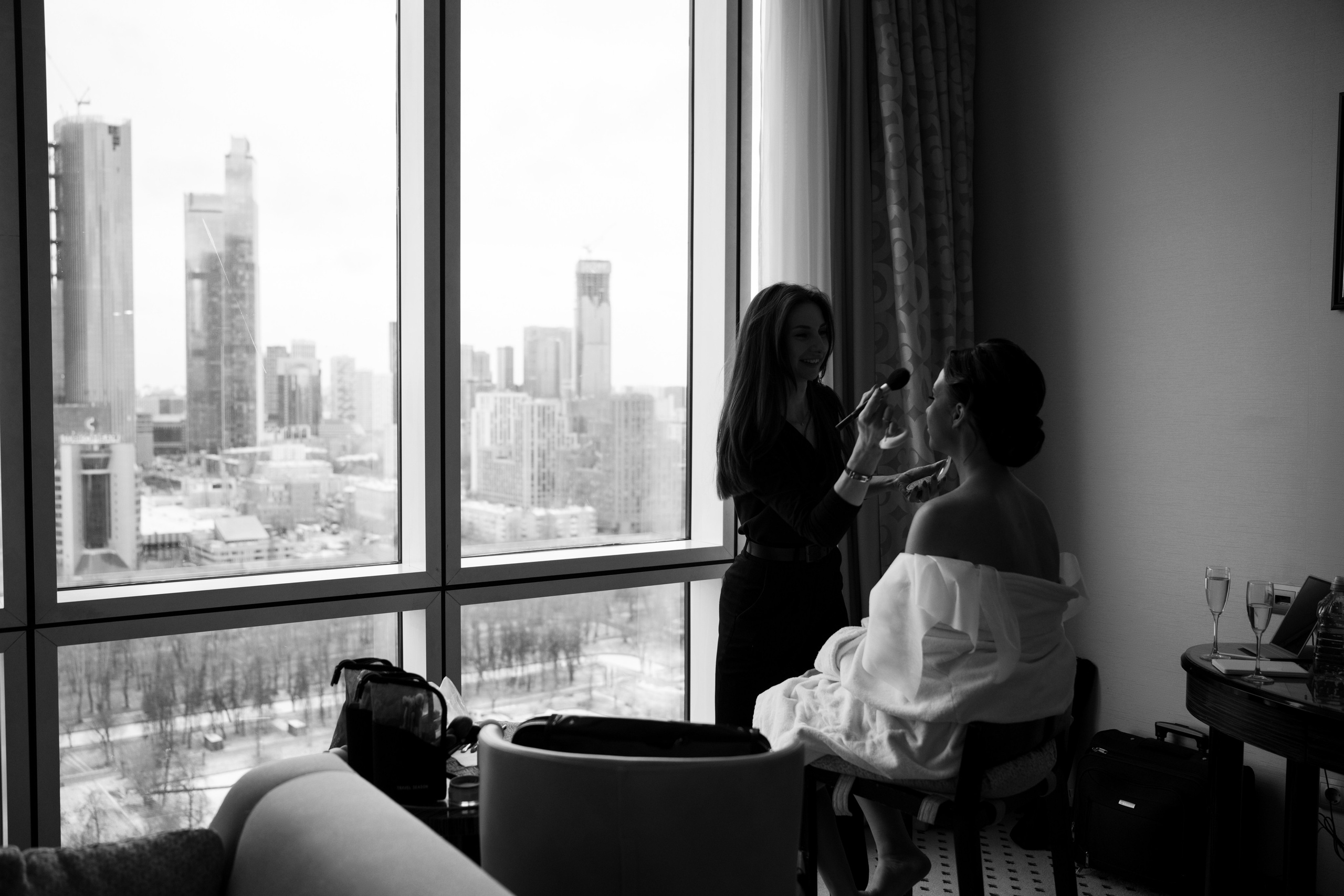 Свадебная фотосессия в отеле Plaza Garden Moscow WTC