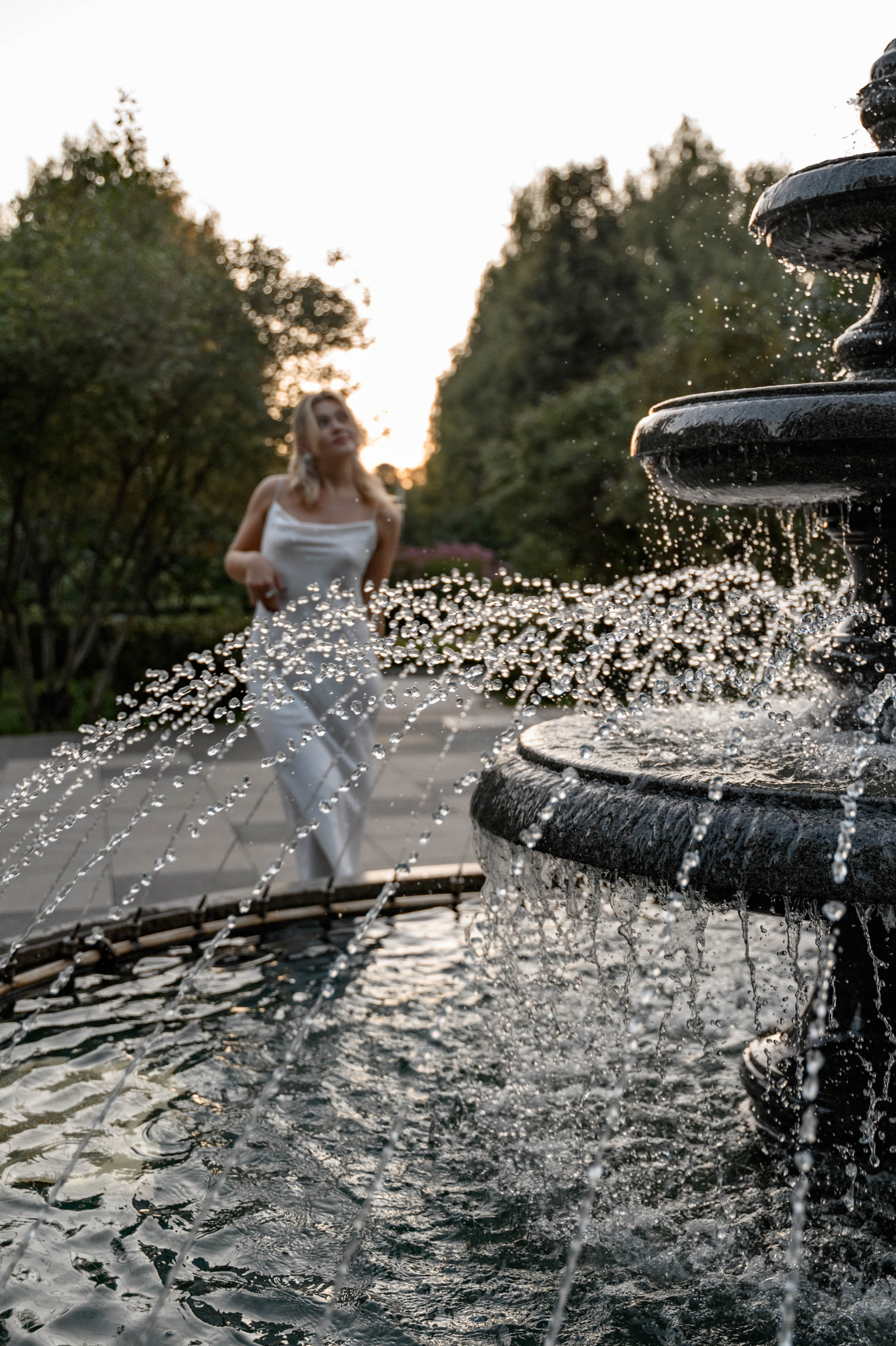 Лена в ботаническом Саду. Портретный и Фитнес фотограф в Москве Владислава Рыбалкина