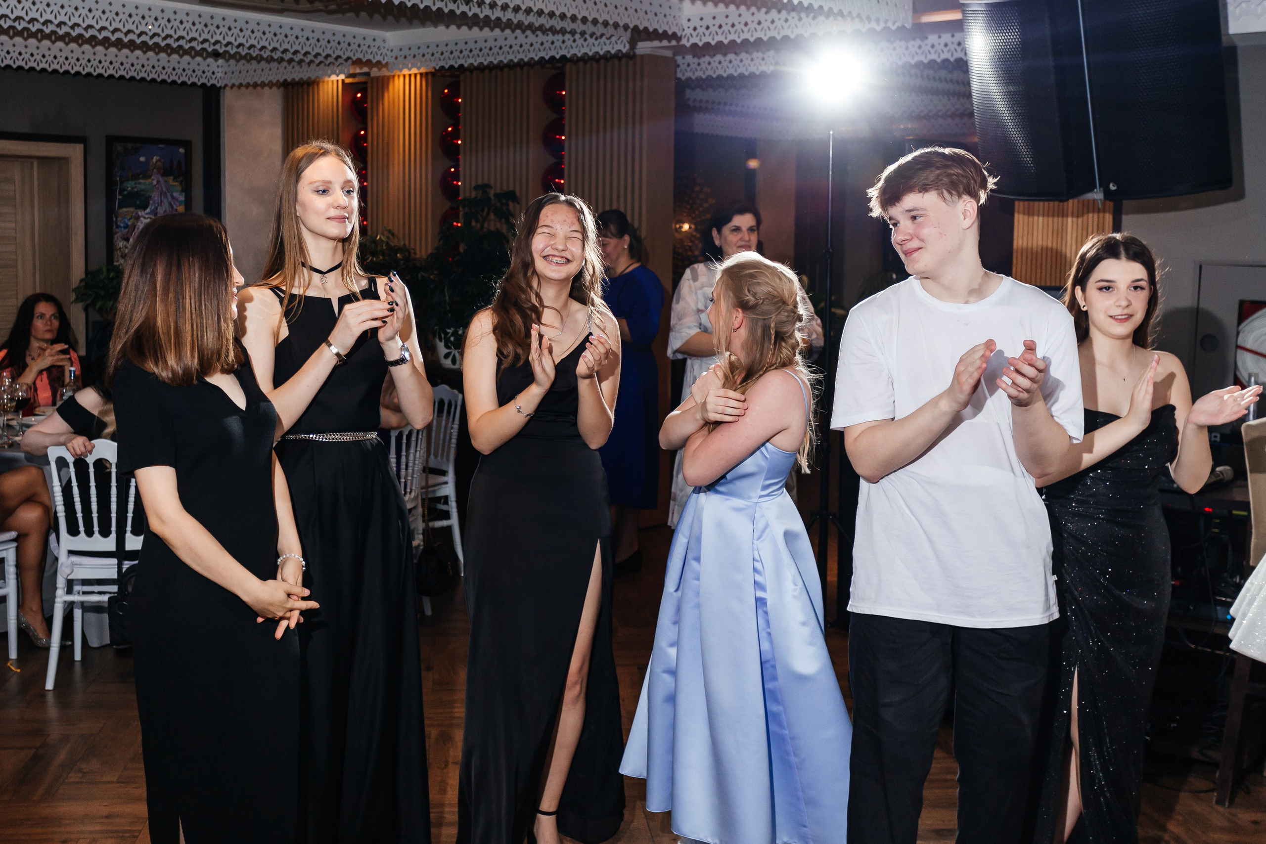 Выпускной 11 «А». Школа № 42. Свадебный фотограф в Краснодаре Николай Крауз