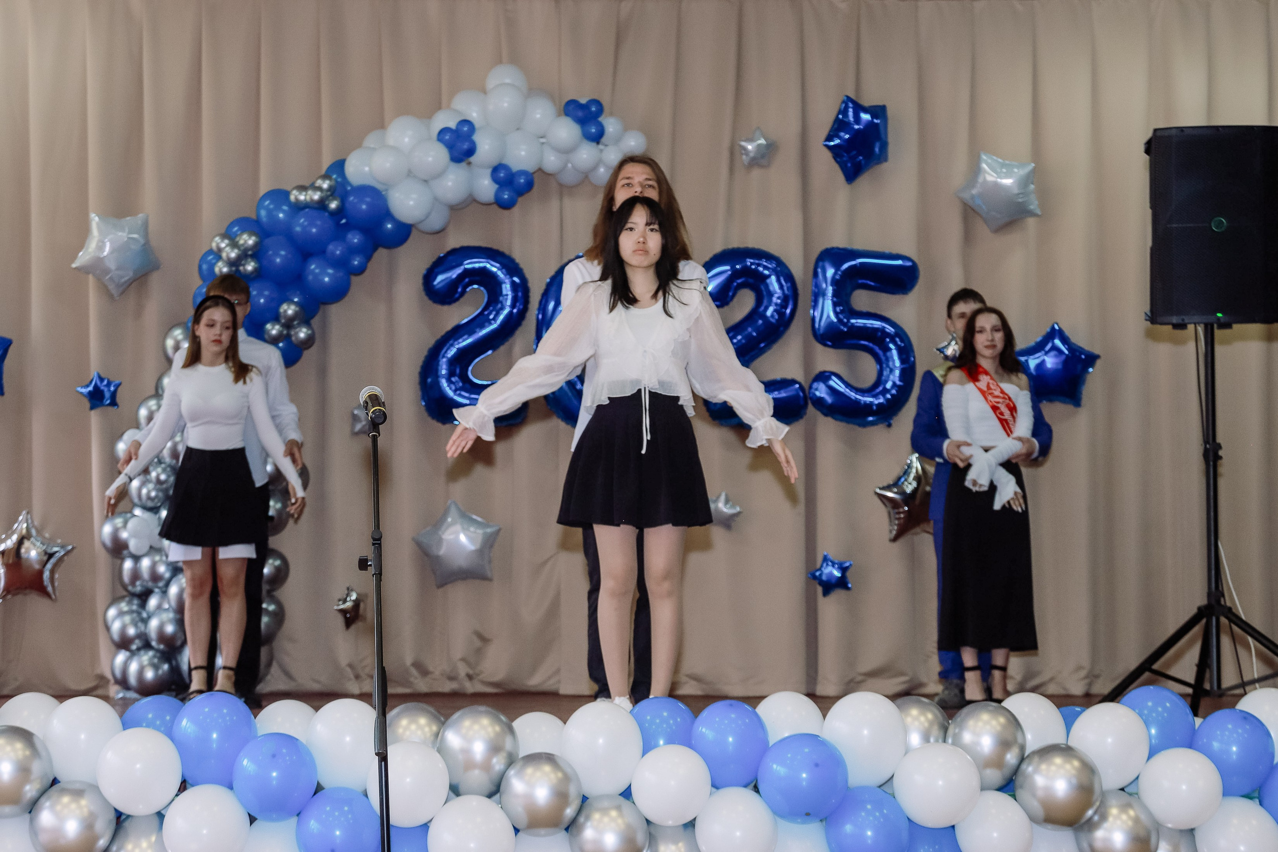 Последний звонок 9 кл № 26. Фотограф Юлия Мальцева