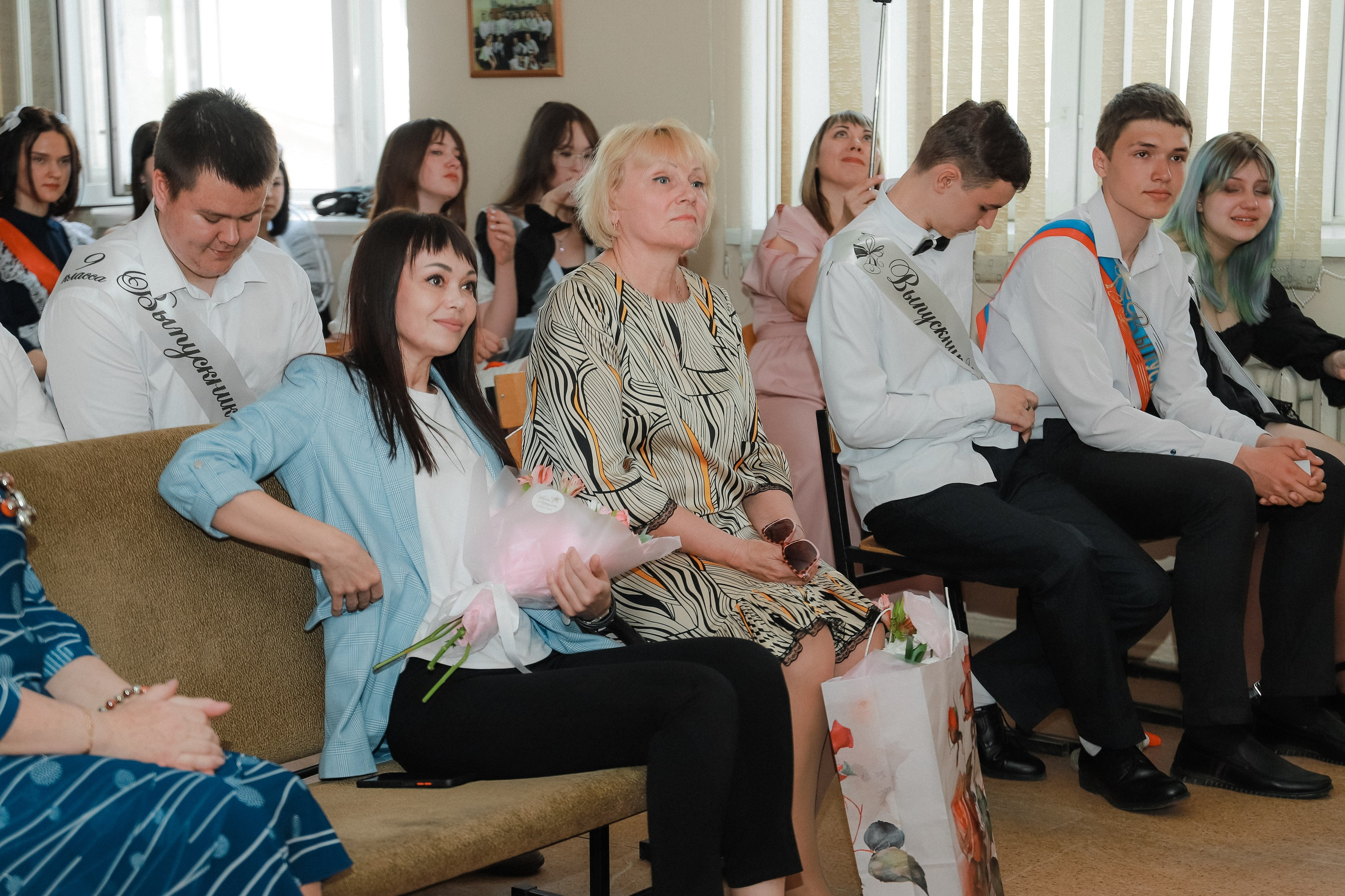 Последний звонок шк № 49. Фотограф Юлия Мальцева