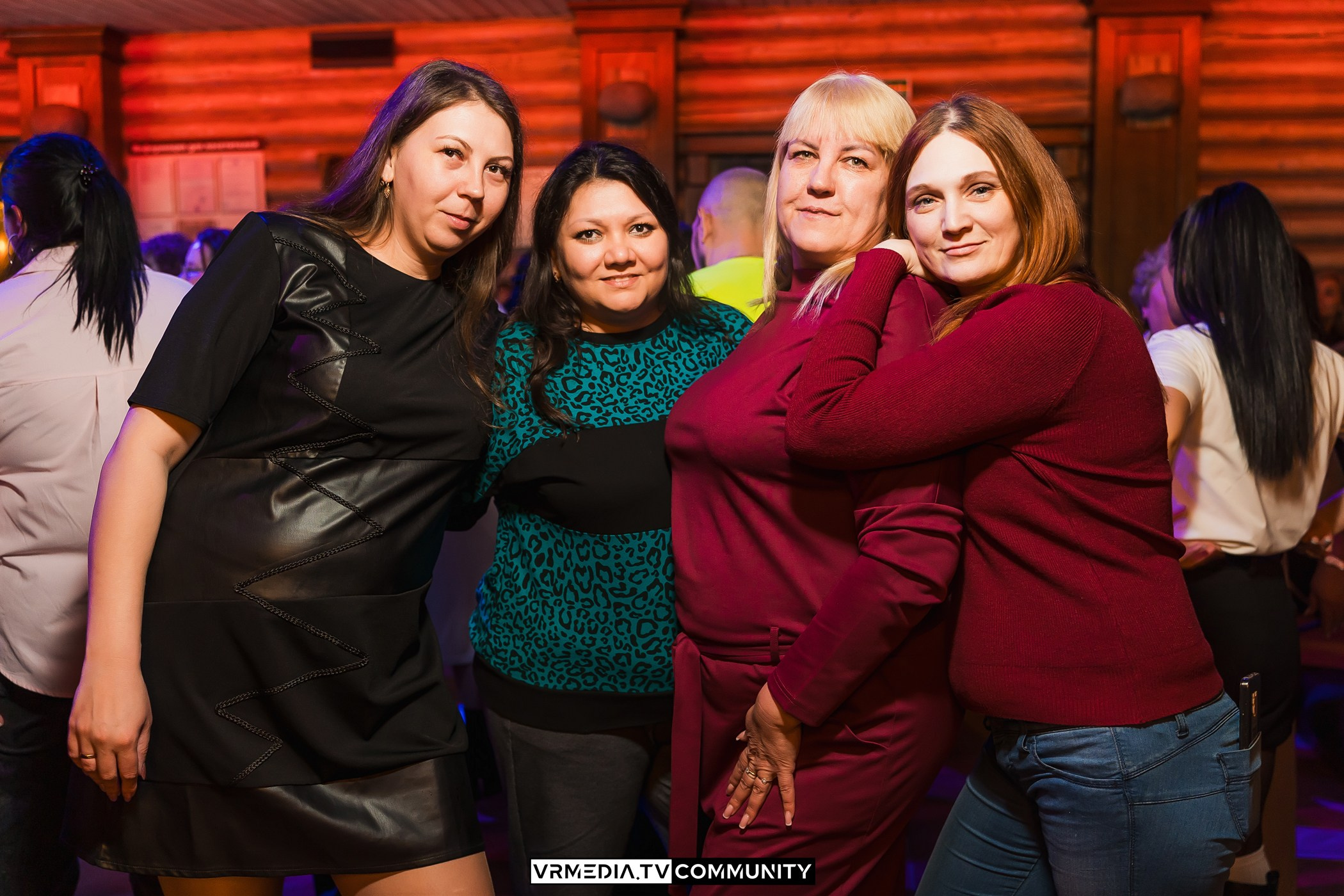 Международный женский день в кафе «У Петровича»