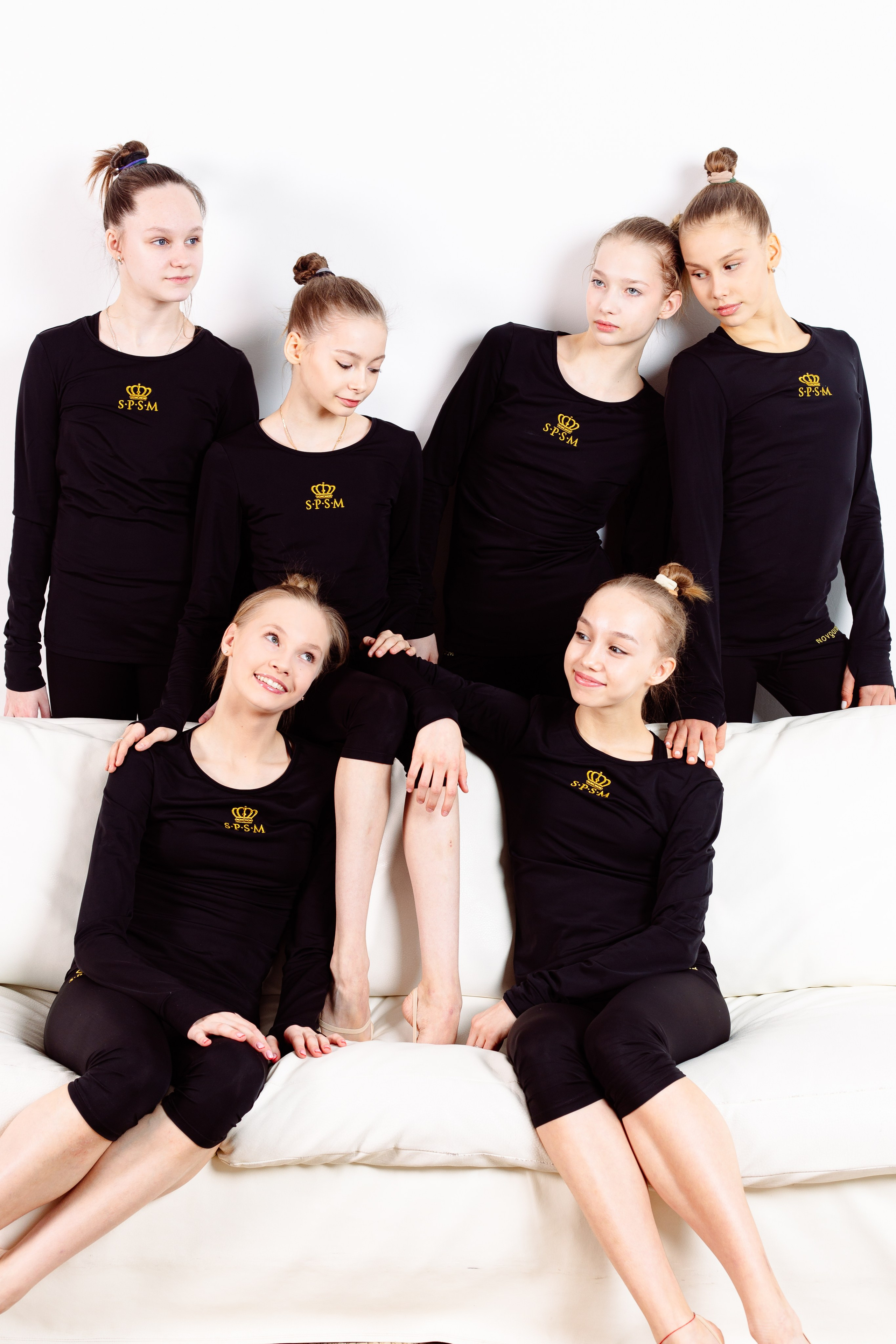 Фотографии Спортсменок в студии. Гимнастки сборной России фото. Групповое фото в Нижнем Новгороде.