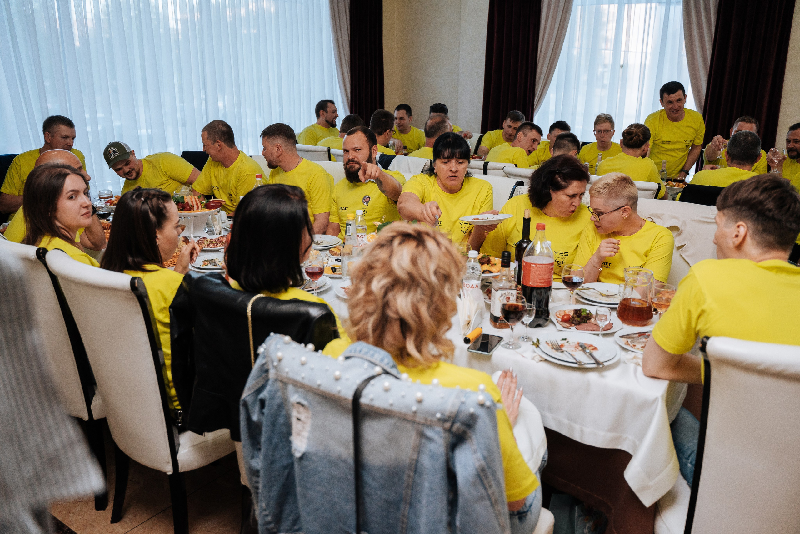 Yes Holding. Свадебный фотограф в Симферополе