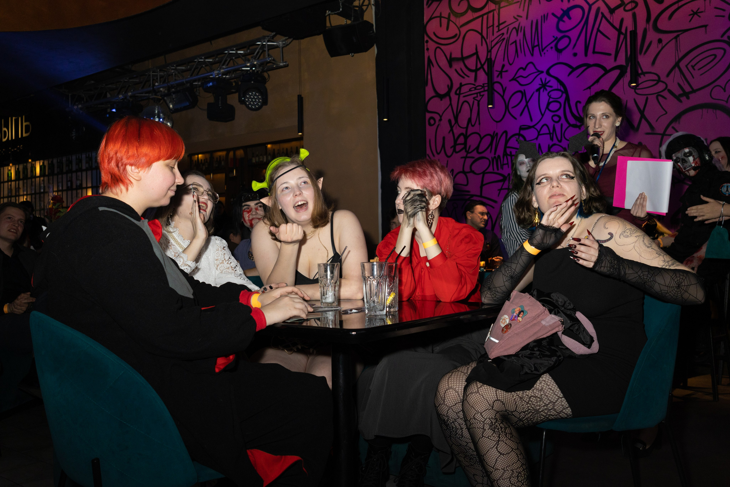 ГИКROLL: ночь Дракулы. Олег Катакинов| Репортажный фотограф в городе у моря (Владивосток)