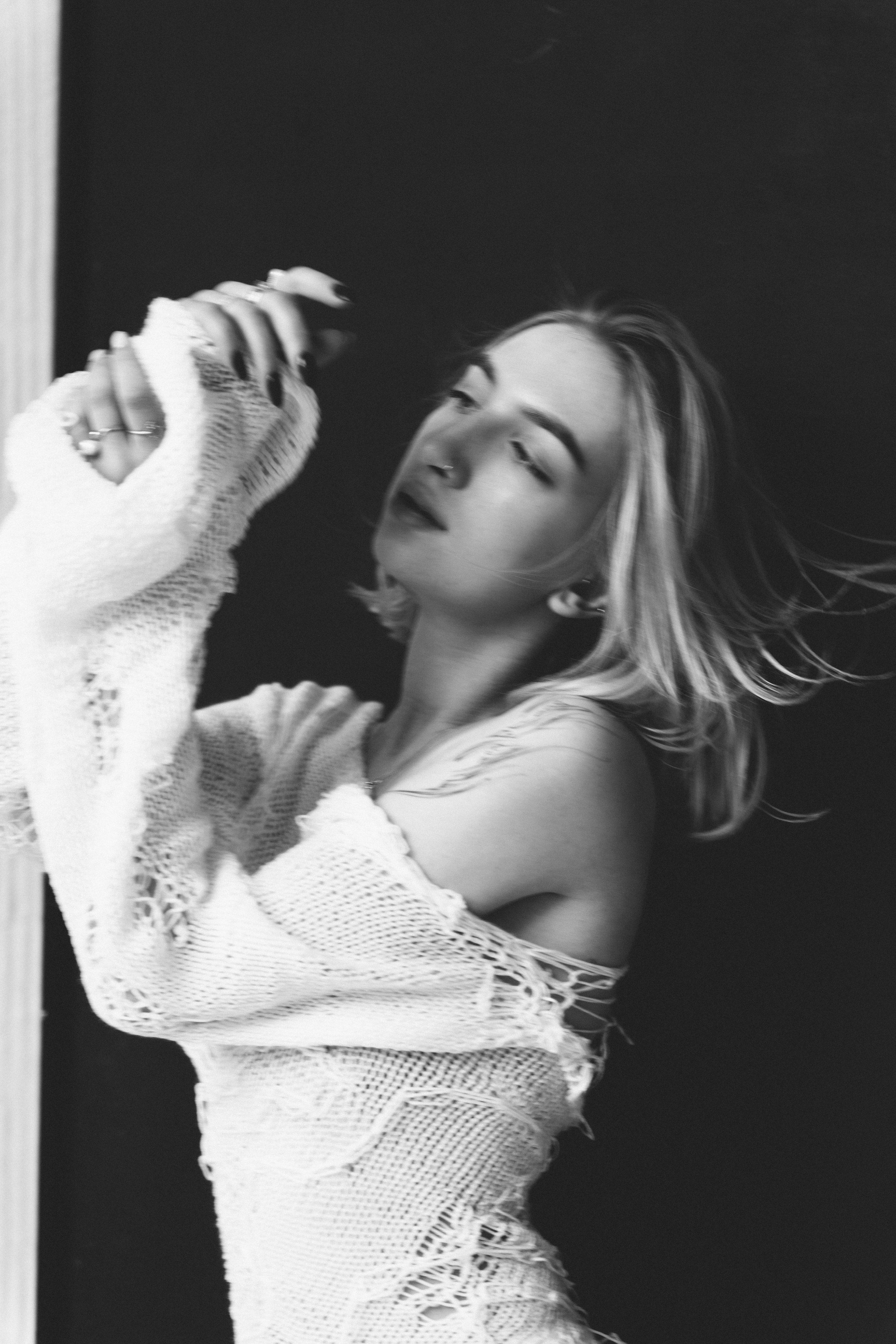 White. Виктория Калугина — фотограф и видеомейкер в Москве