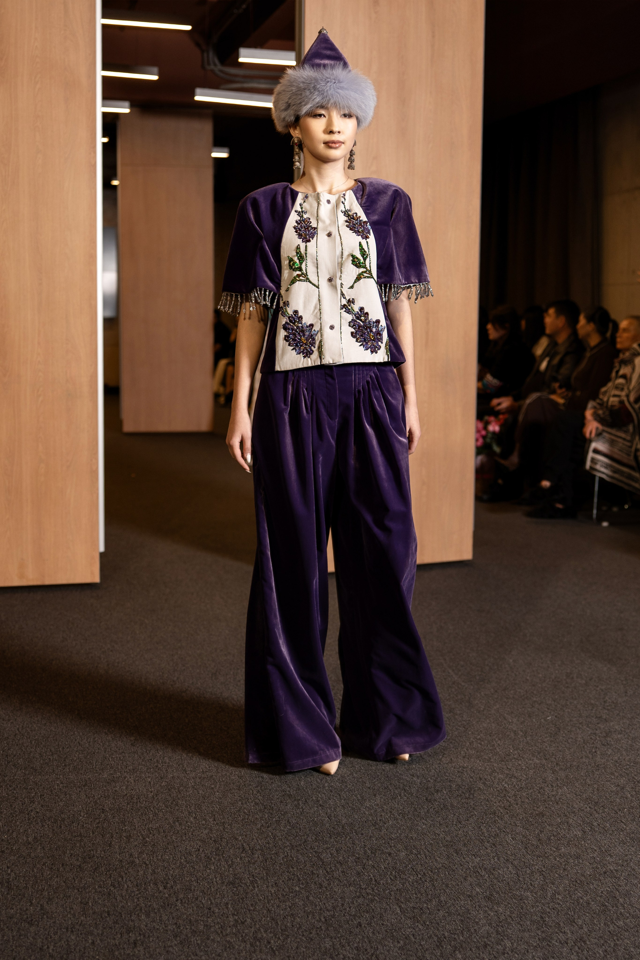 Brand Gulnur Atelier. Сайт Алматинского НЮ АРТ, будуар и фэшн фотографа Дениса Карпенко