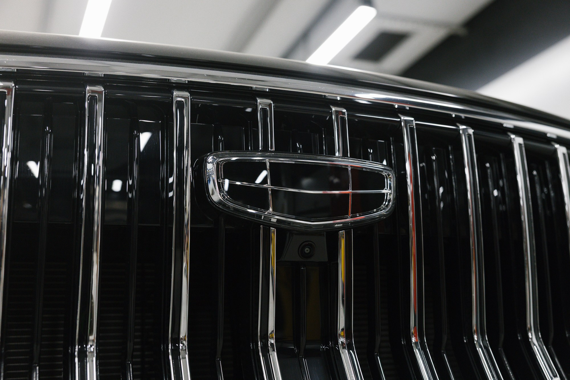 Geely Monjaro 2.0 4WD AT (238 л. с.). Автосалон «Х-Авто»