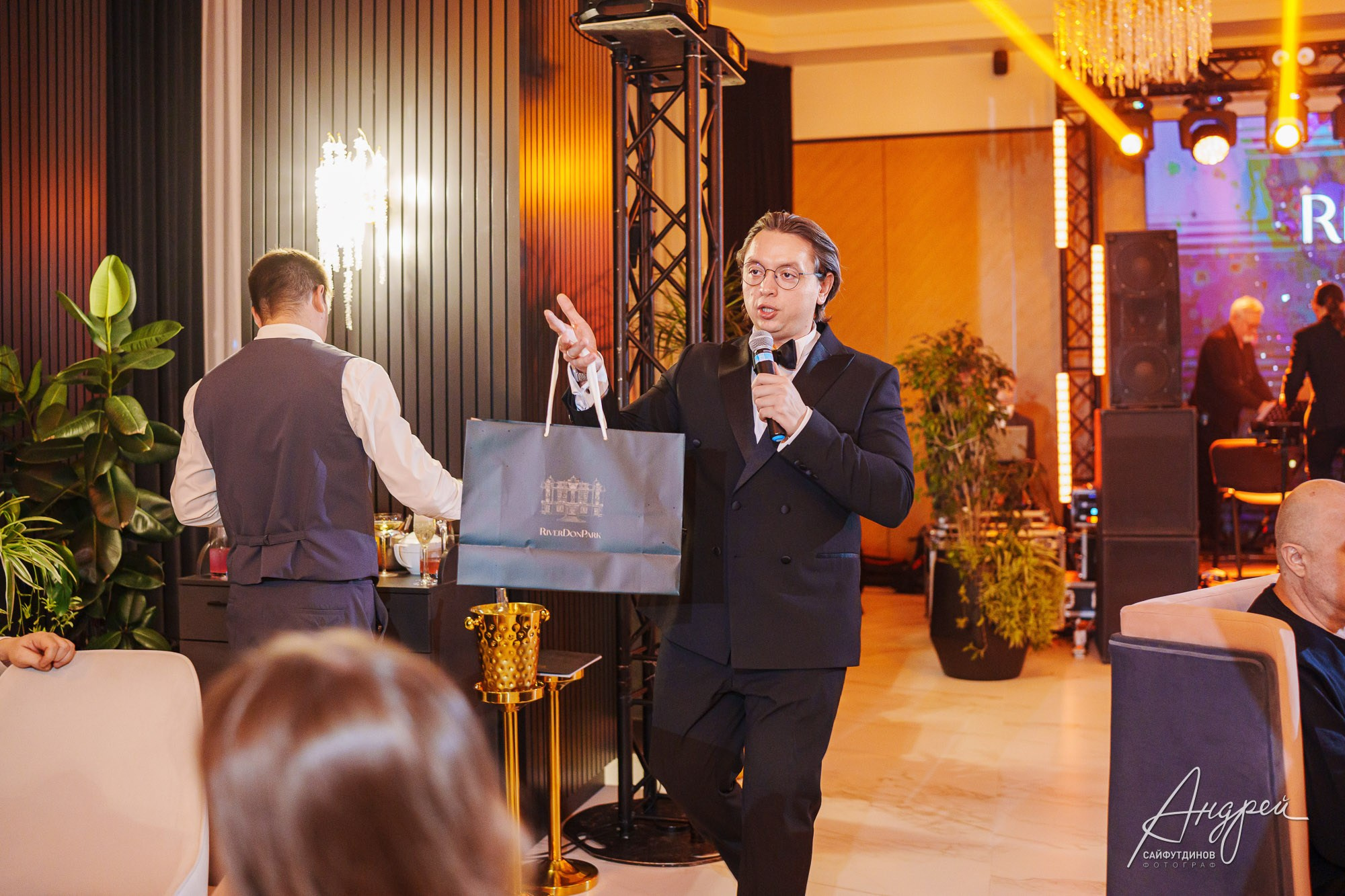 Рождественский вечер в RiverDonPark. Свадебный и семейный фотограф в Ростове-на-Дону. Андрей Сайфутдинов