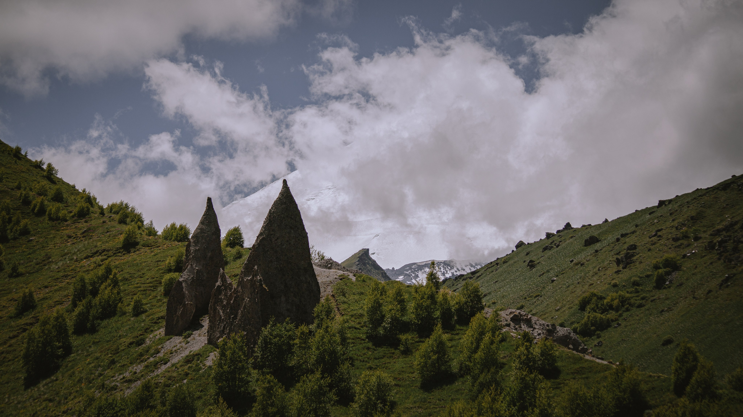 Карачаево-Черкесская Республика. Фотограф. Пейзажи, макро, портреты. Город Енакиево, без границ в съёмке