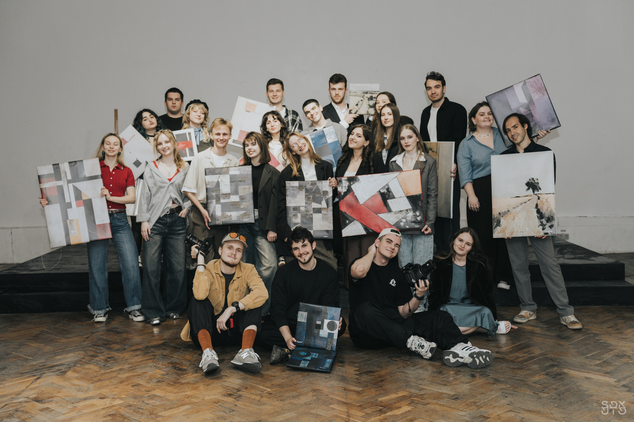 BAKED ROLL x Grad! ent