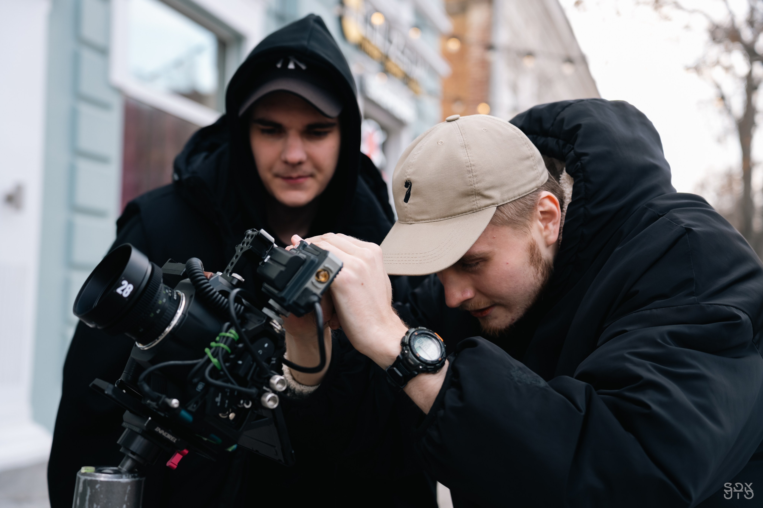 Видеопродакшн BACKED ROLL