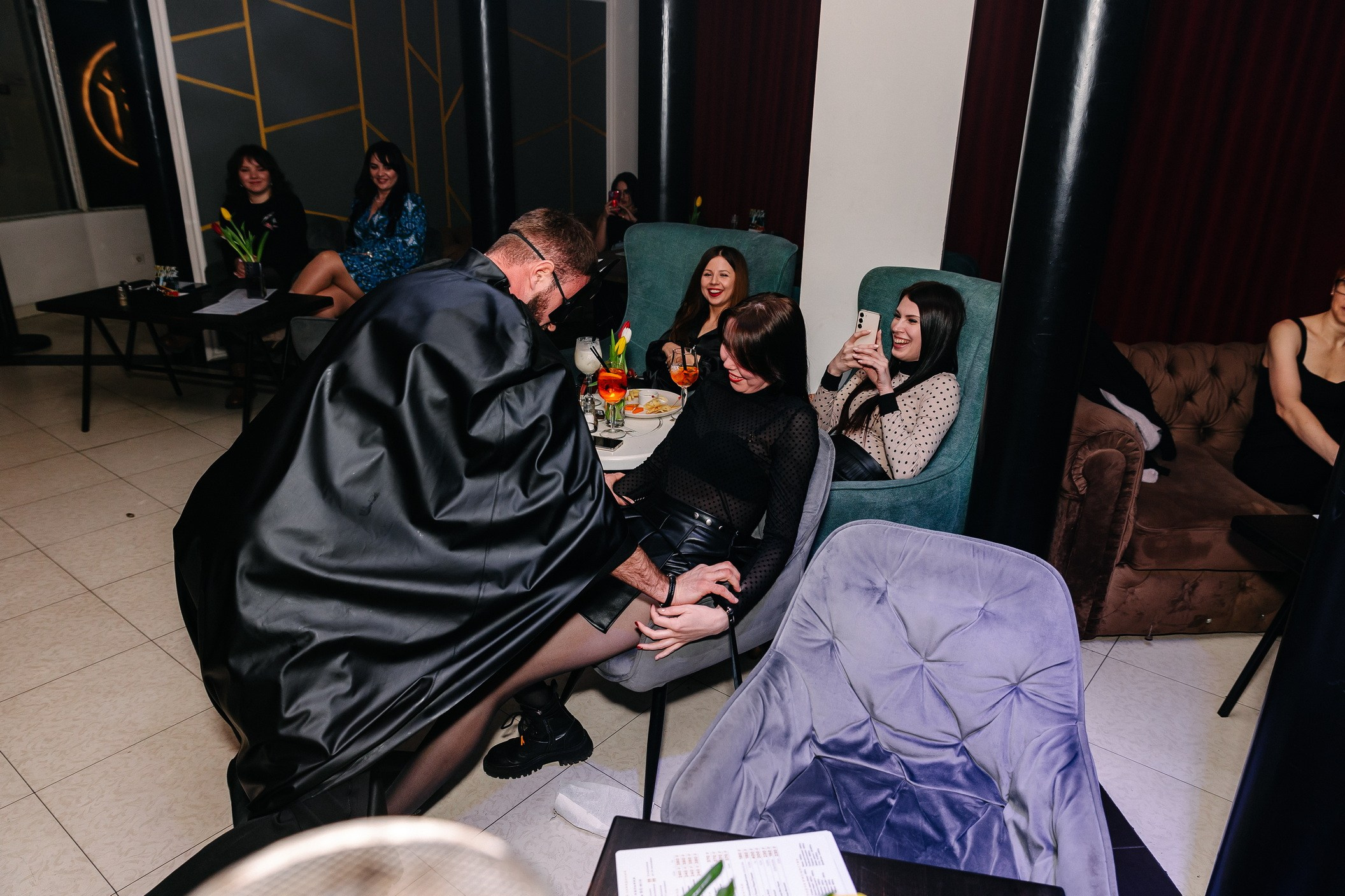 8 марта в лаунж-баре Major 2024. Свадебный, семейный и детский фотограф в Калининграде Елена Кравцова