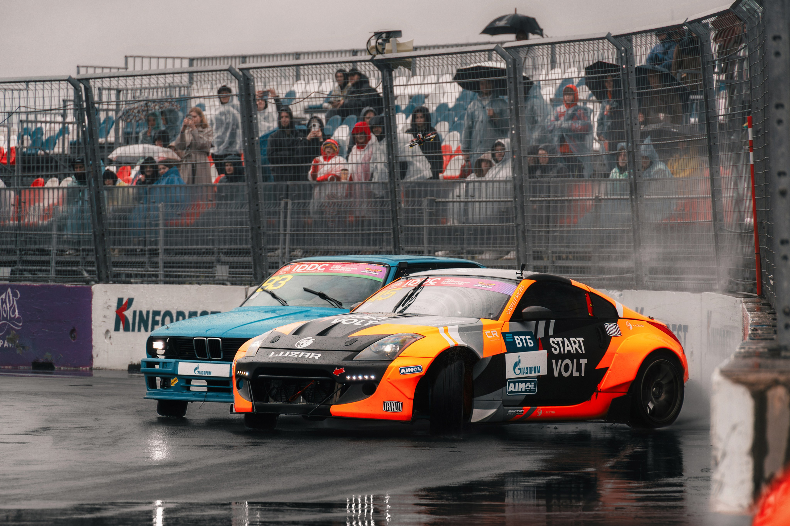 IDDC Этап 2: Бетонный Колизей и блогеры в деле