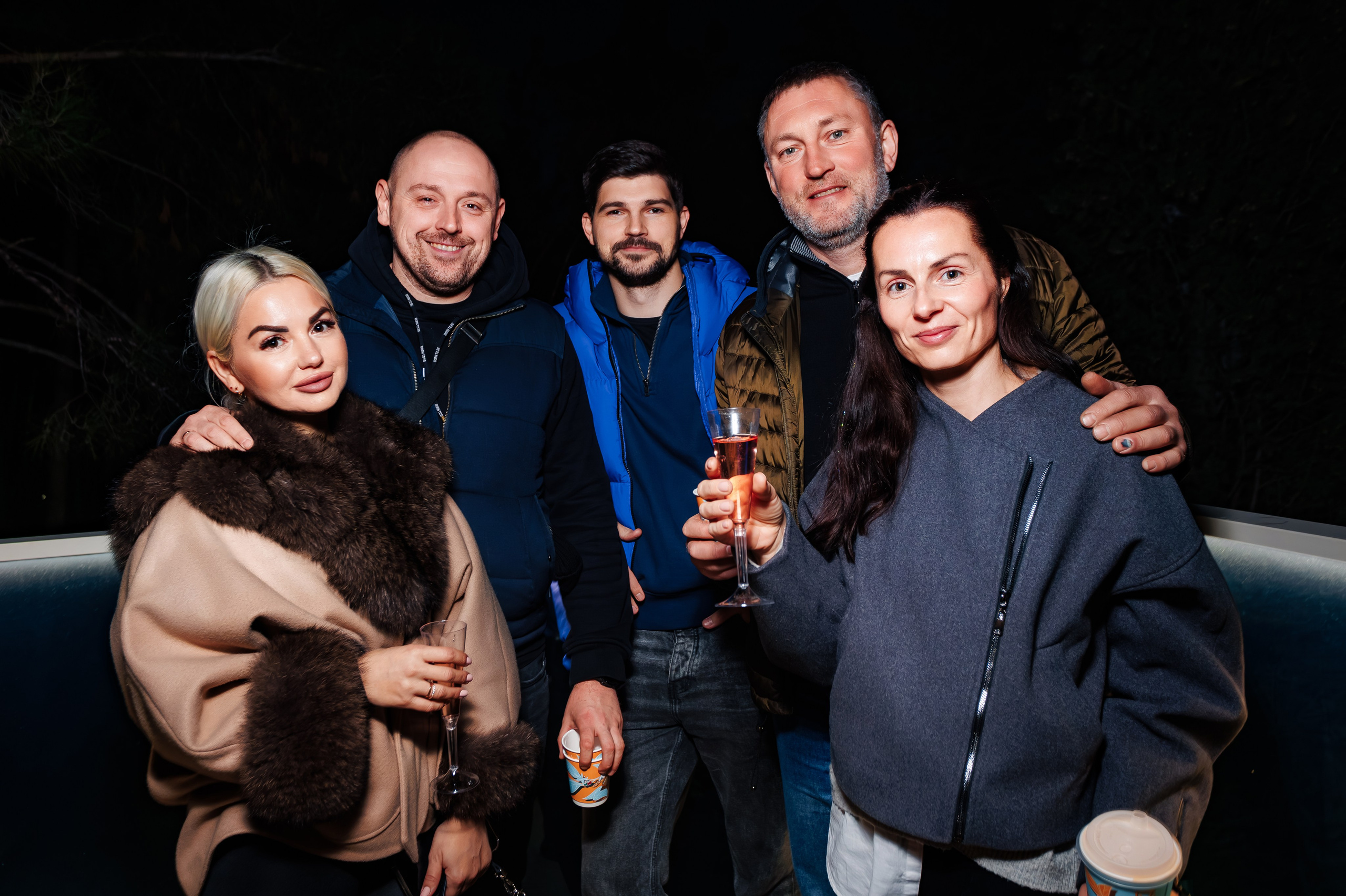 10 лет проекту «КОФЕДВИЖ» и открытие новой кофейни_Ялта_19.12.2025. Аминов Руслан | Фотограф