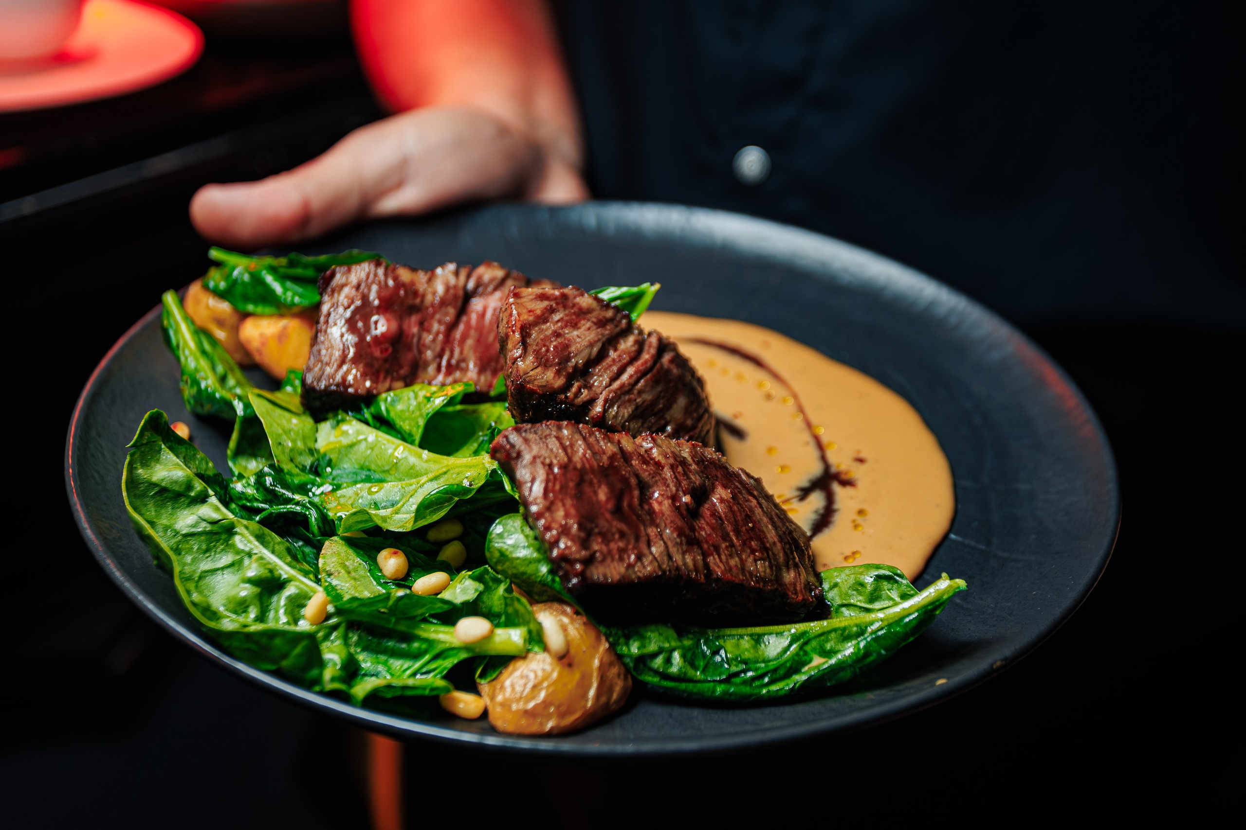 PTIZZA SHOW. Gold & Black in Ptizza Bar_Ялта_6.07.2025. Аминов Руслан | Фотограф