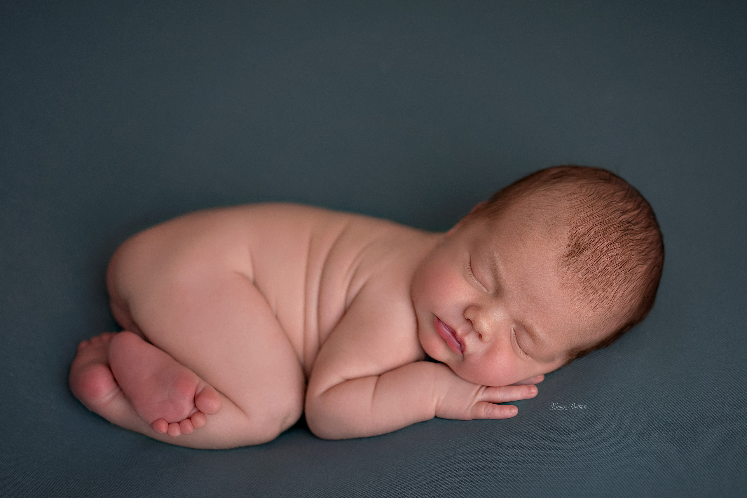 Съемка новорожденных. Профессиональный фотограф новорожденных Ксения Бортник