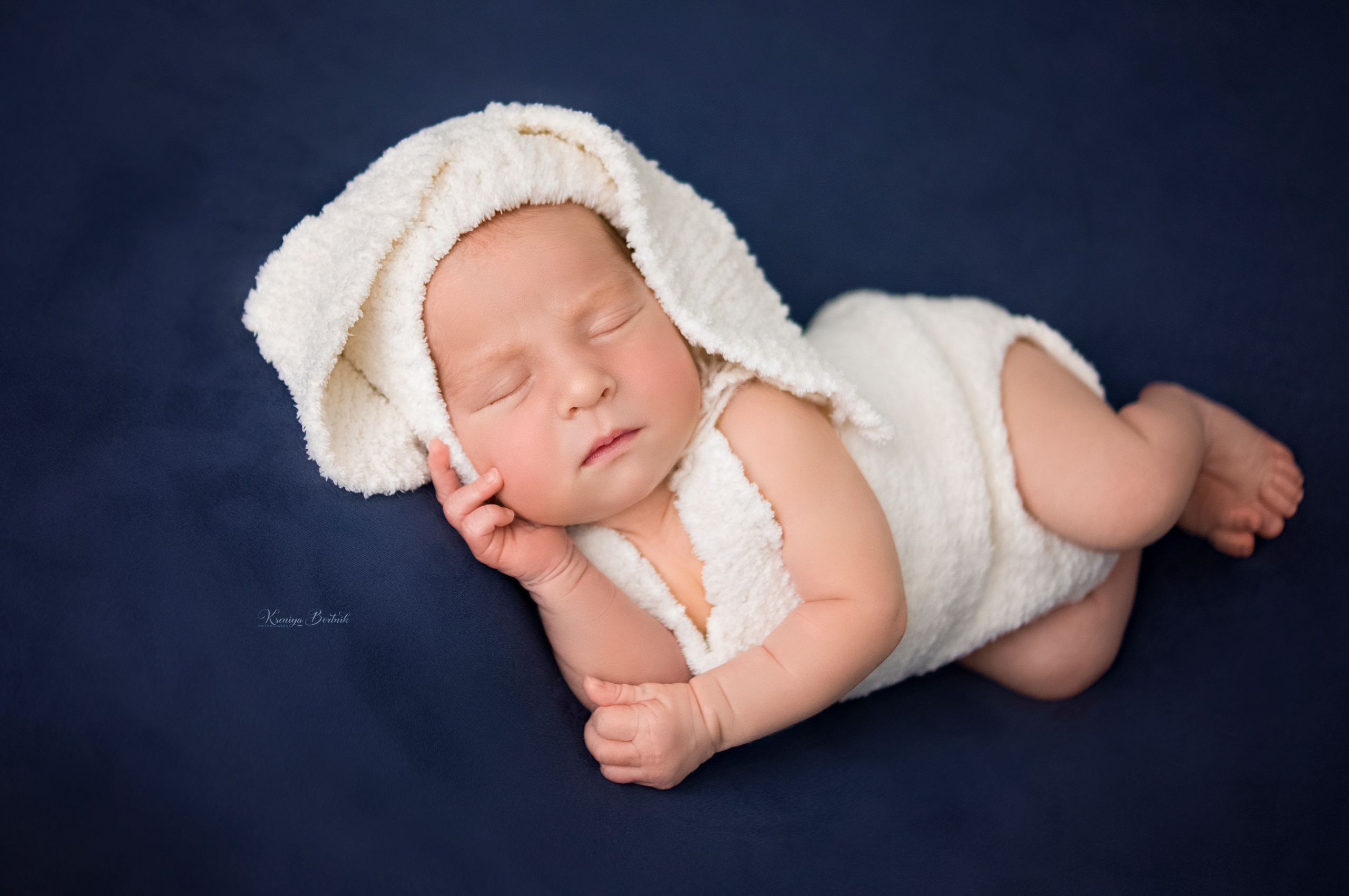 Съемка новорожденных. Профессиональный фотограф новорожденных Ксения Бортник