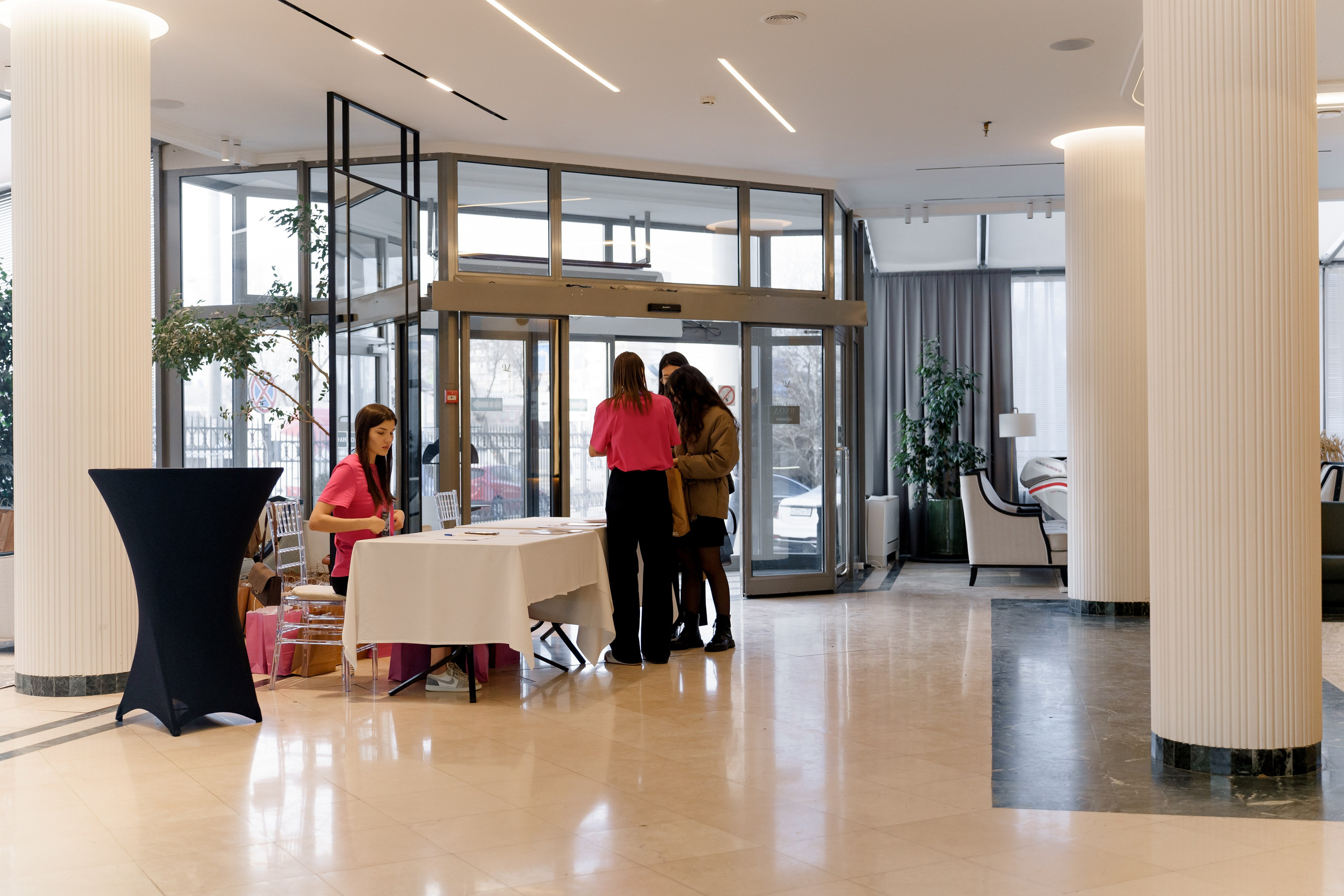 Выставка свадебных специалистов «Свадьба на 1000%». Свадебный фотограф в Санкт-Петербурге