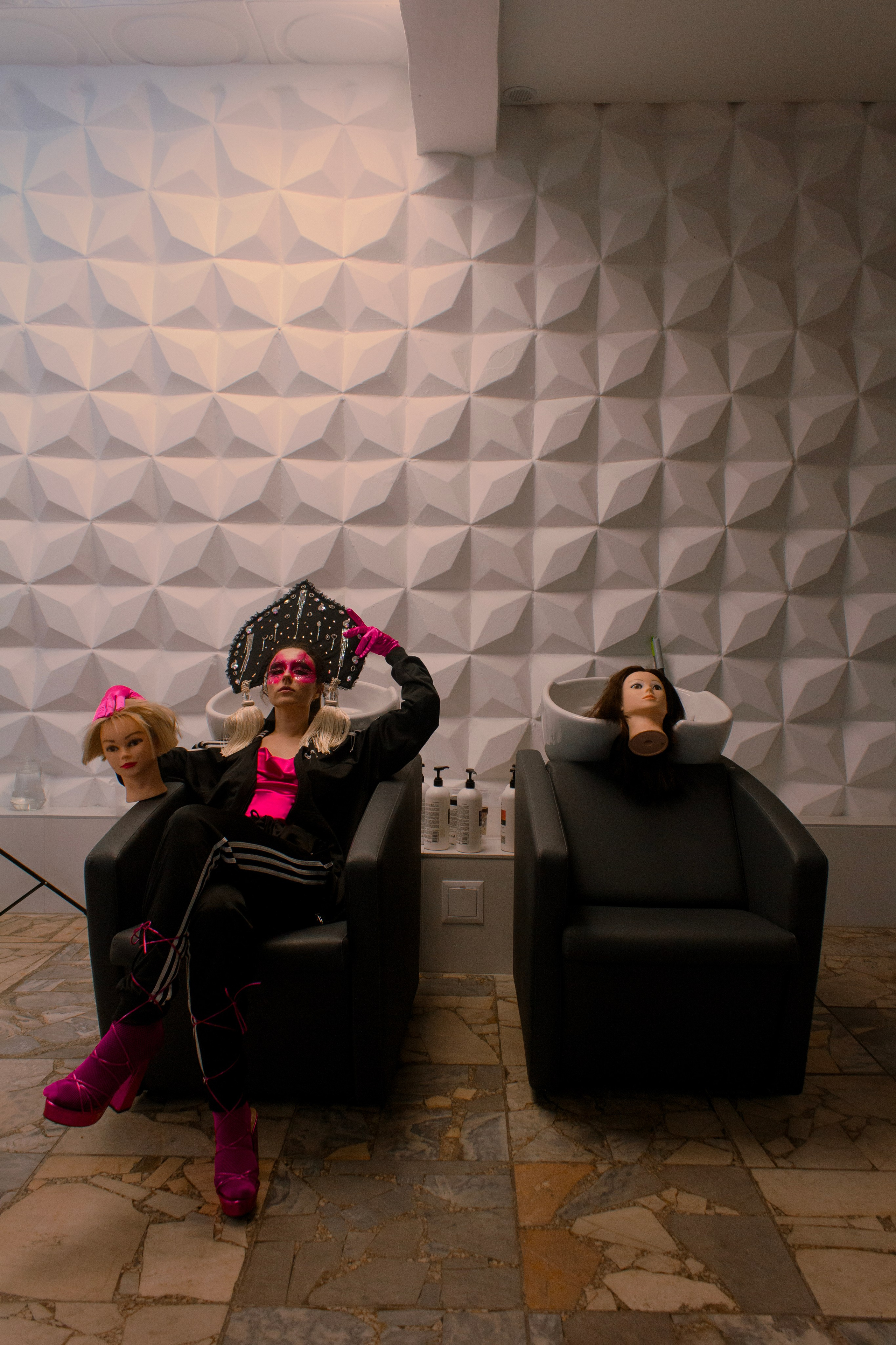 Гламурная девочка с твоего двора