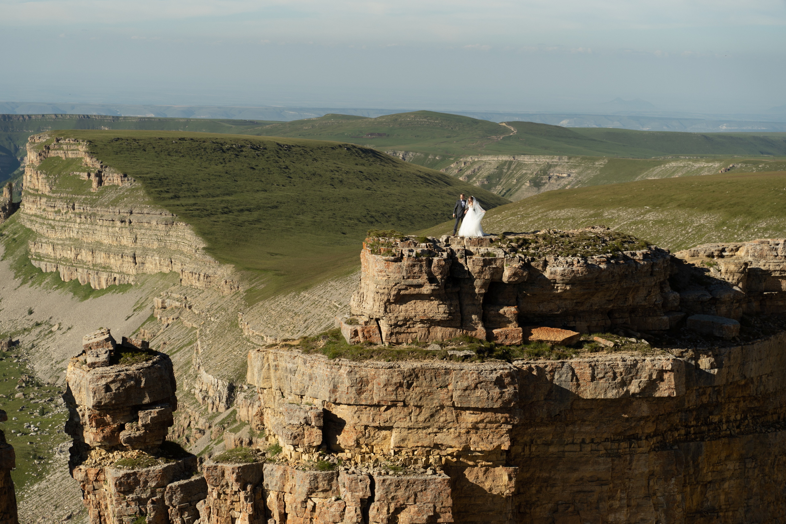Andrey and Daria on the Bermamyt plateau. PhuQuoc photographer — Phu Quoc wedding photographer