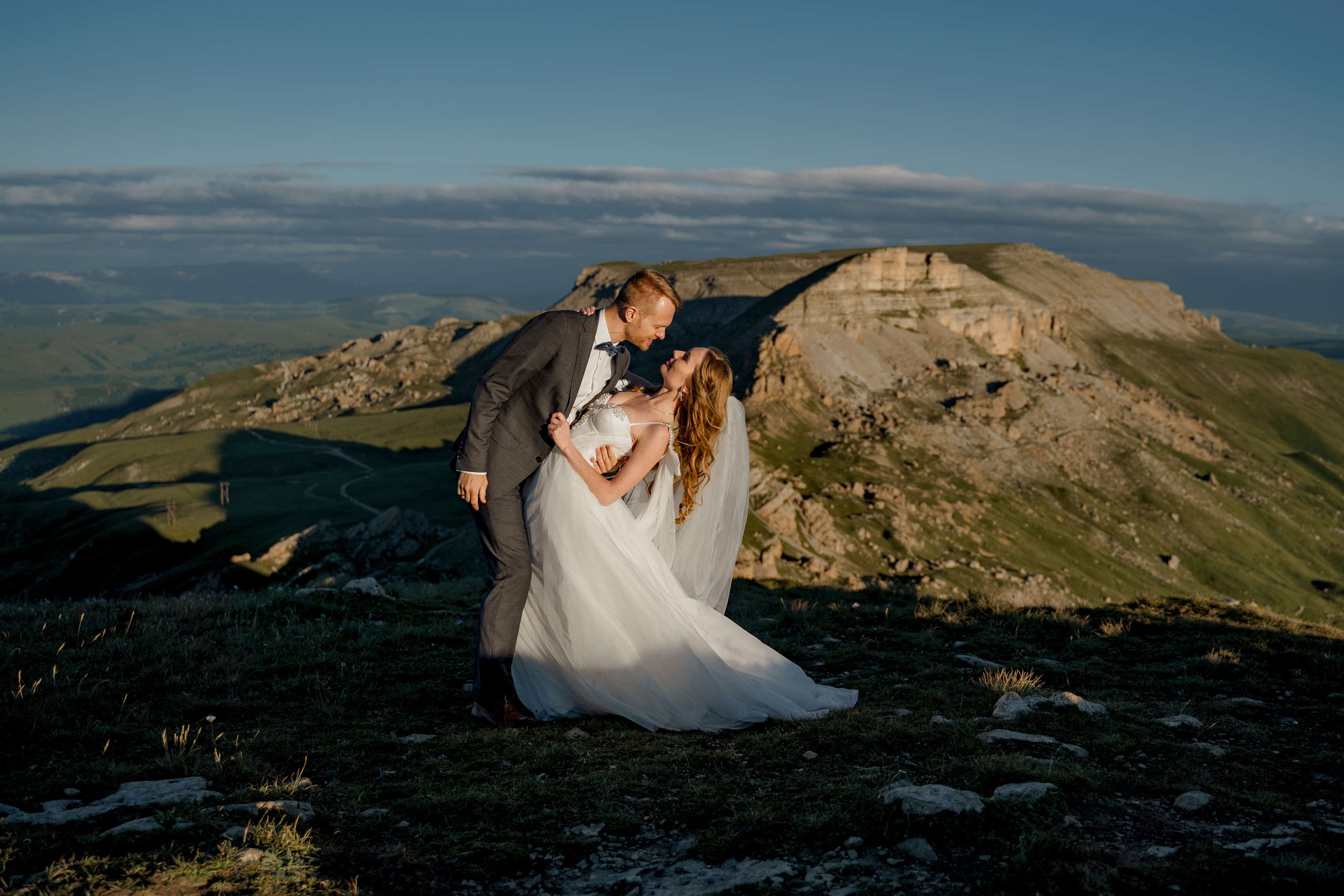 Andrey and Daria on the Bermamyt plateau. PhuQuoc photographer — Phu Quoc wedding photographer