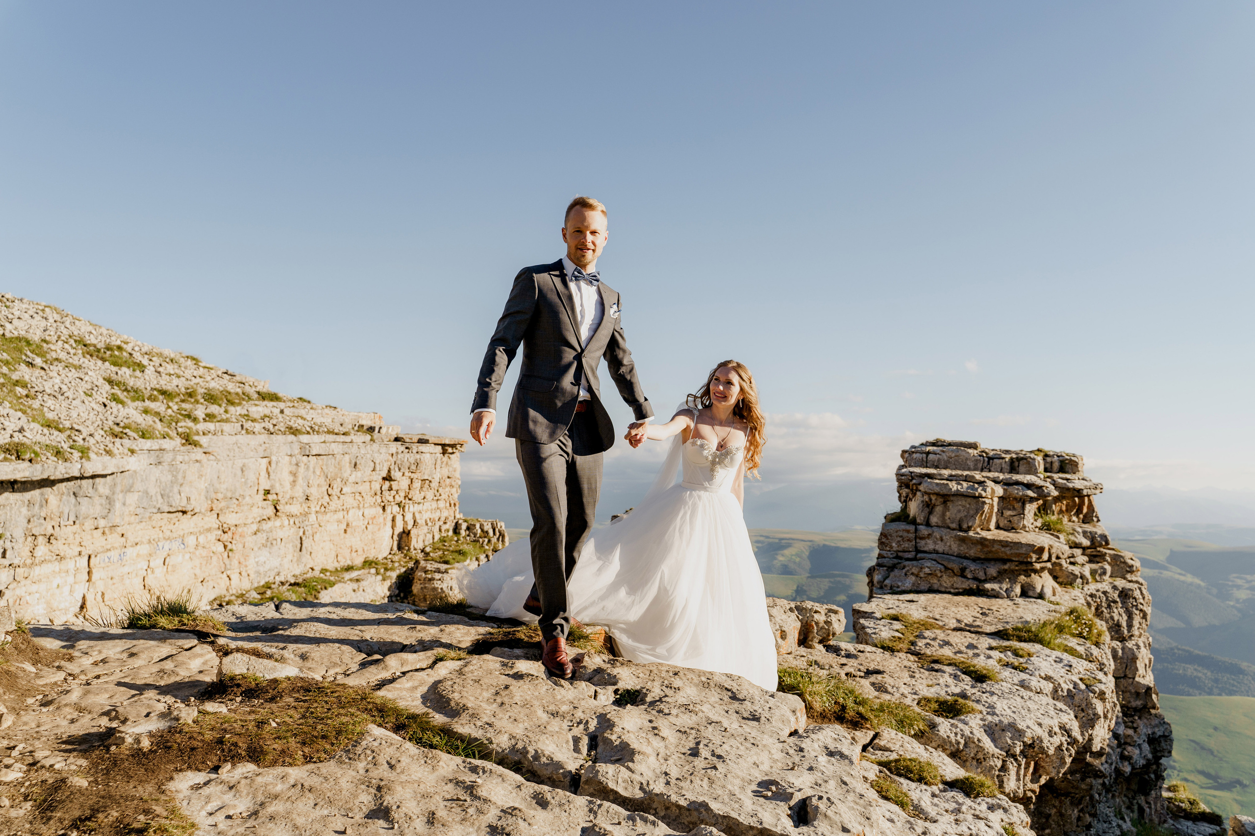 Andrey and Daria on the Bermamyt plateau. PhuQuoc photographer — Phu Quoc wedding photographer