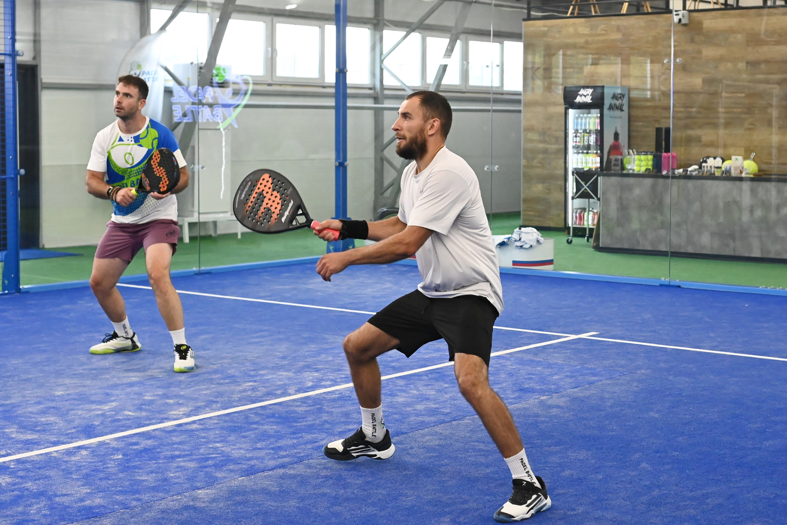 Игра в падел звёзд футбола: Мостовой, Погребняк, Дзагоев, Каряка, Самедов, Сычёв, Набабкин. Свадебный и семейный фотограф в Москве Ирина Гончарова