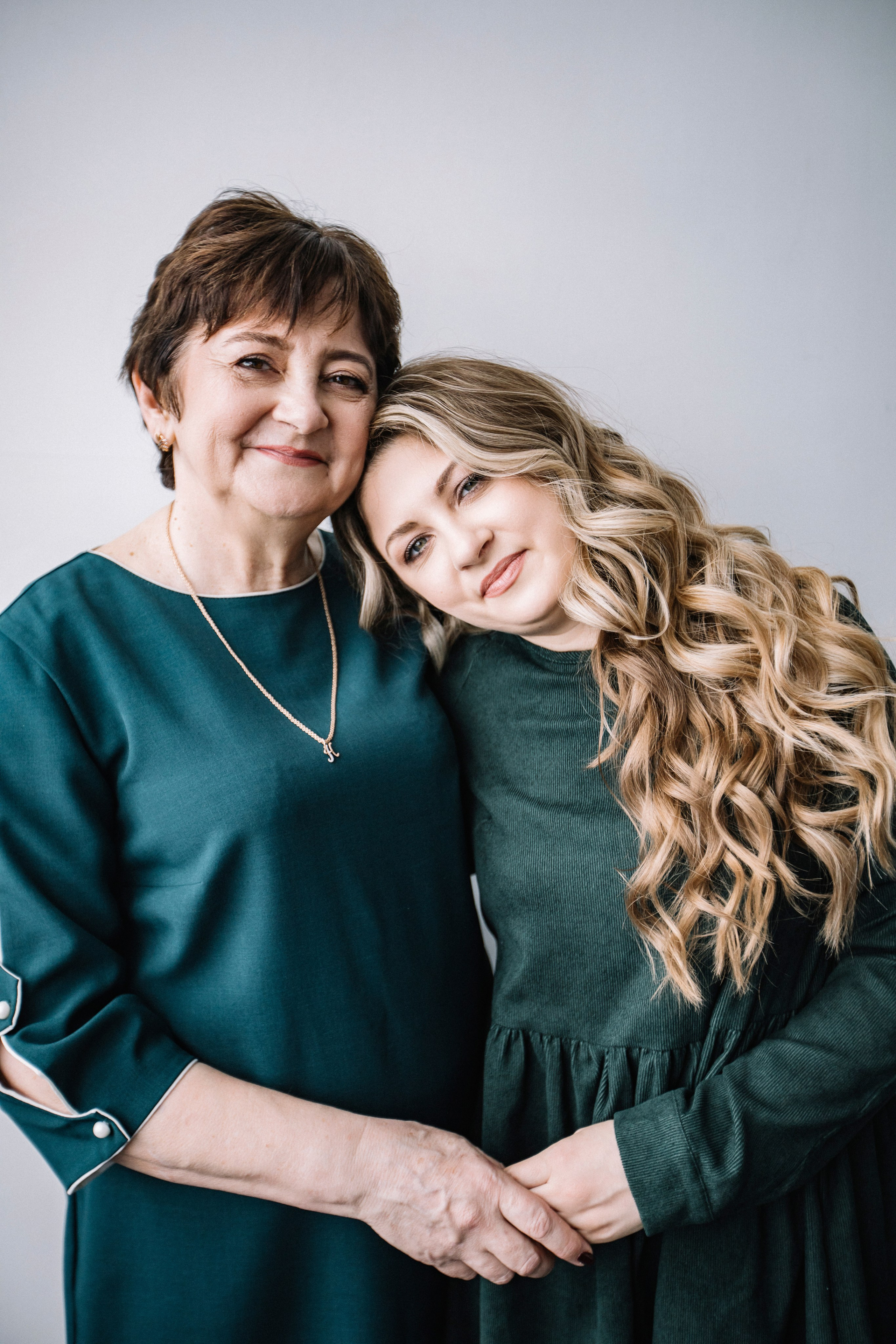 Настя, Маша и Мама. Главная