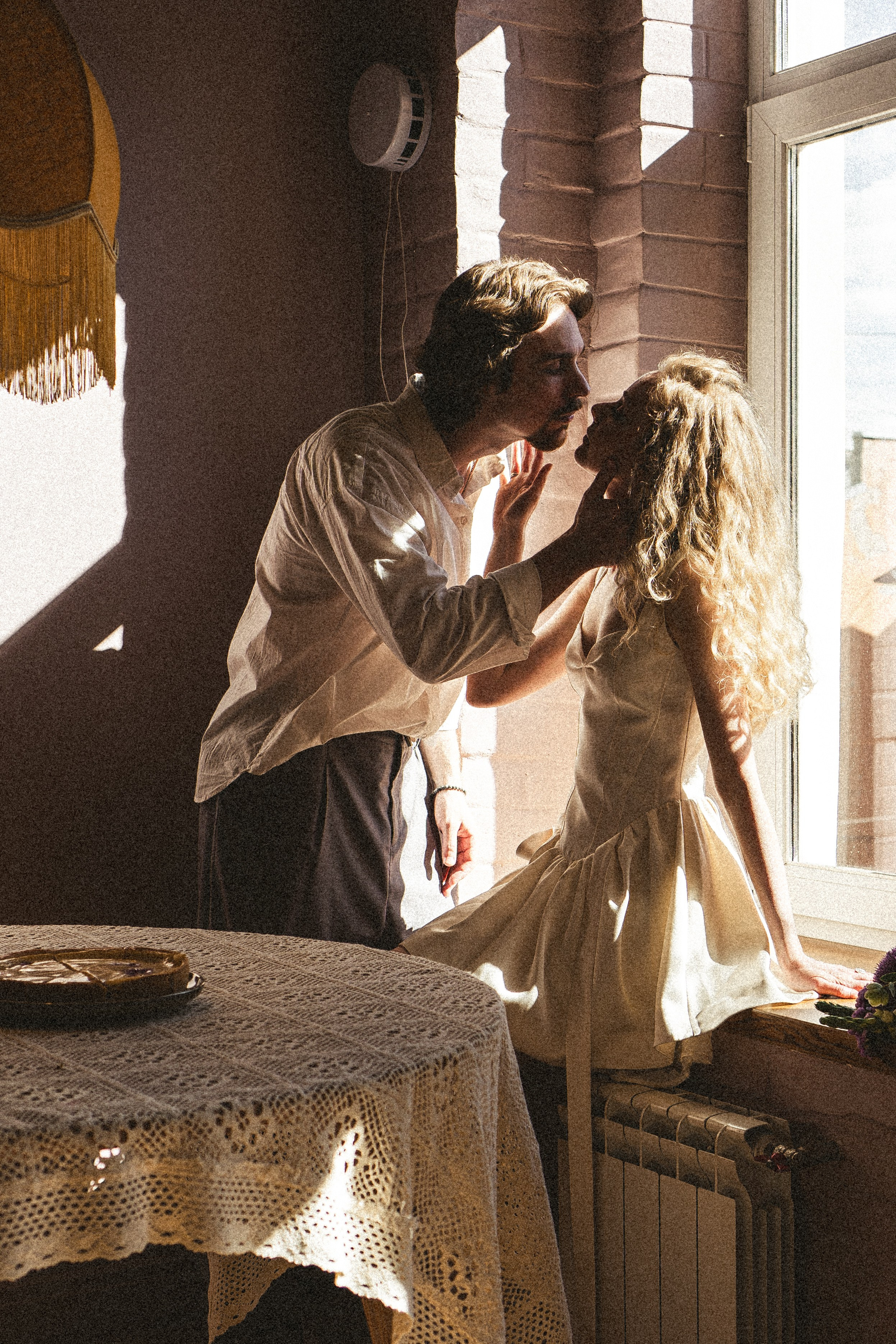 СВАДЕБНАЯ ПРОГУЛКА ПО ПЕТРОГРАДКЕ ВЕСНОЙ. СВАДЕБНАЯ ФОТОСЕССИИЯ НА ПЕТРОГРАДКЕ. Профессиональный фотограф, Санкт-Петербург — Виктория Богомолова