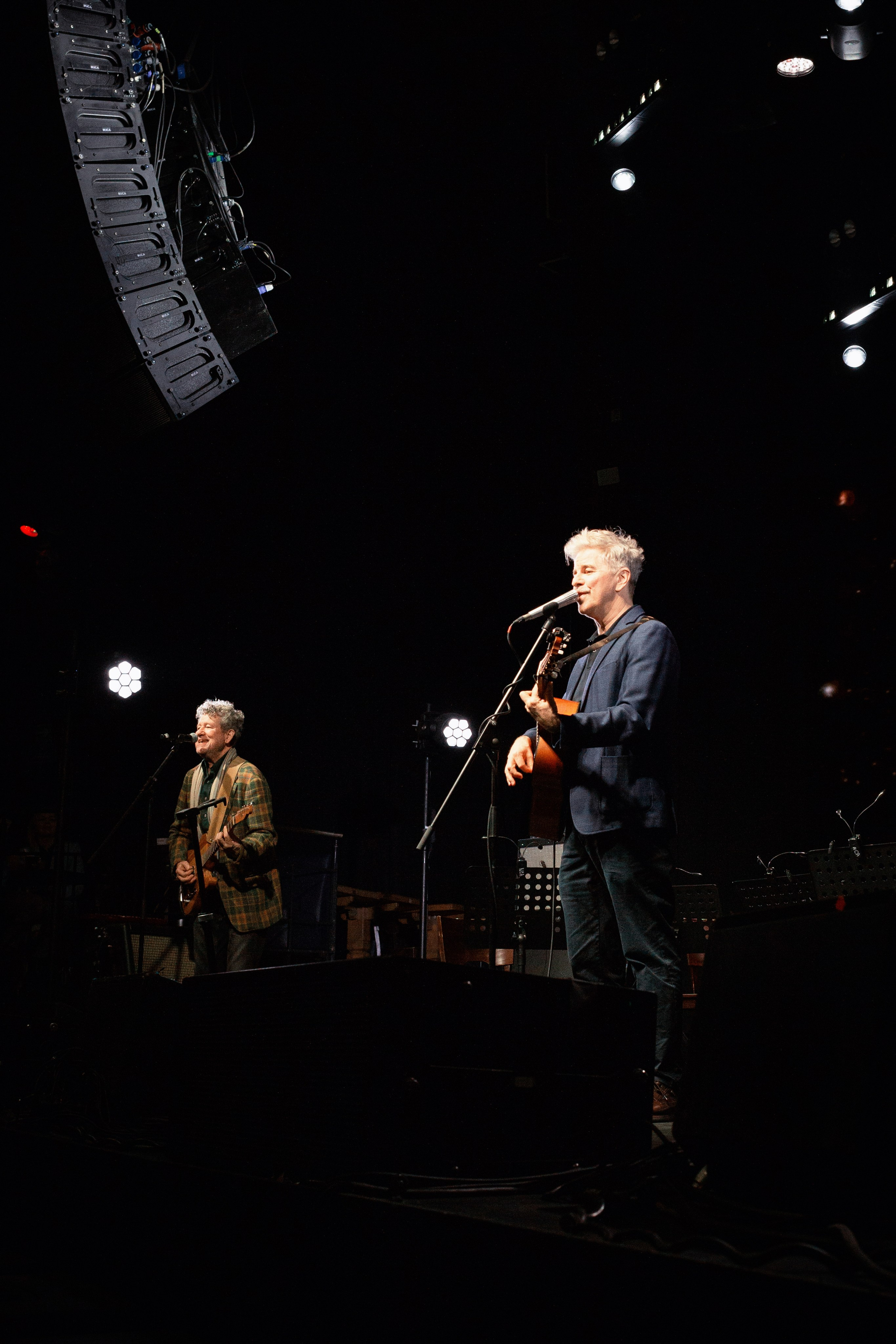 концертный фотограф в Санкт-Петербурге, фоторепортаж с концерта группы Brazzaville в клубе Аврора (Aurora Concert Hall) март 2026