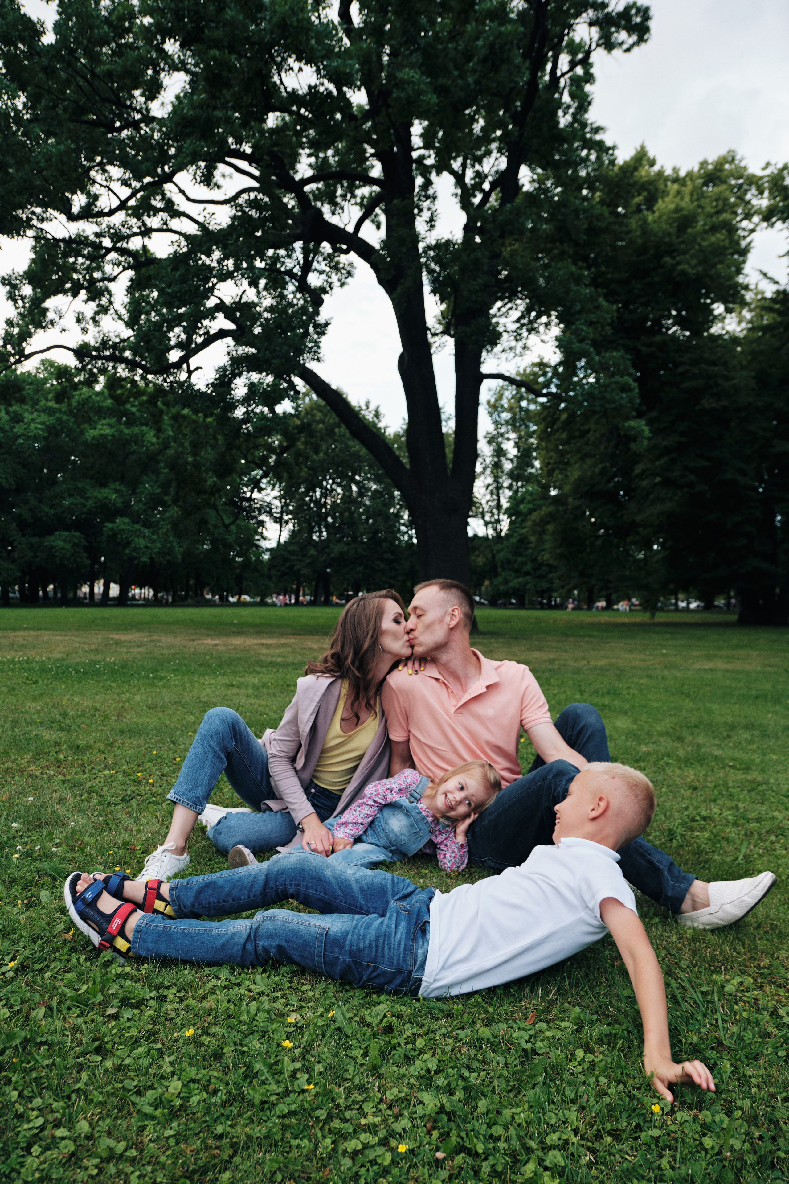 Семейная фотосессия на природе