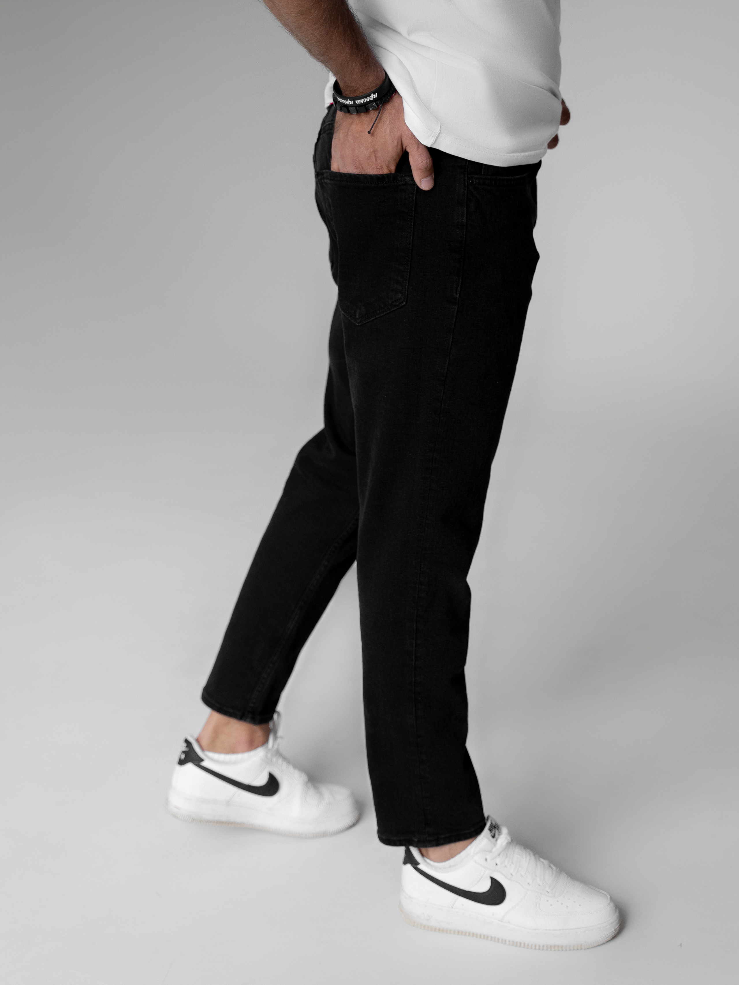 Ретушь одежды. Фотограф и видеограф Виктор Пати