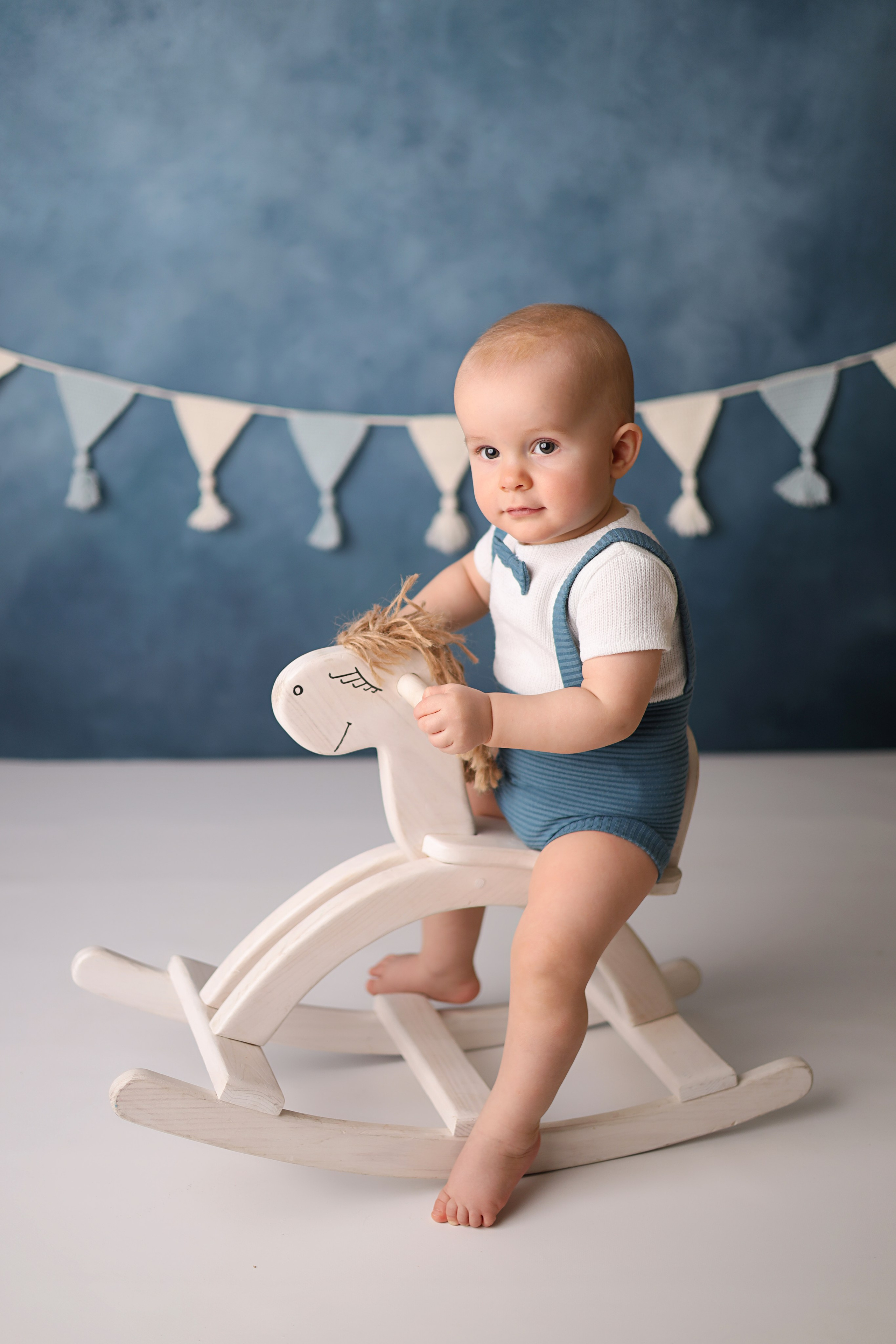 Максиму 11 месяцев. Фотограф новорожденных Москва. Ньюборн фотограф Москва