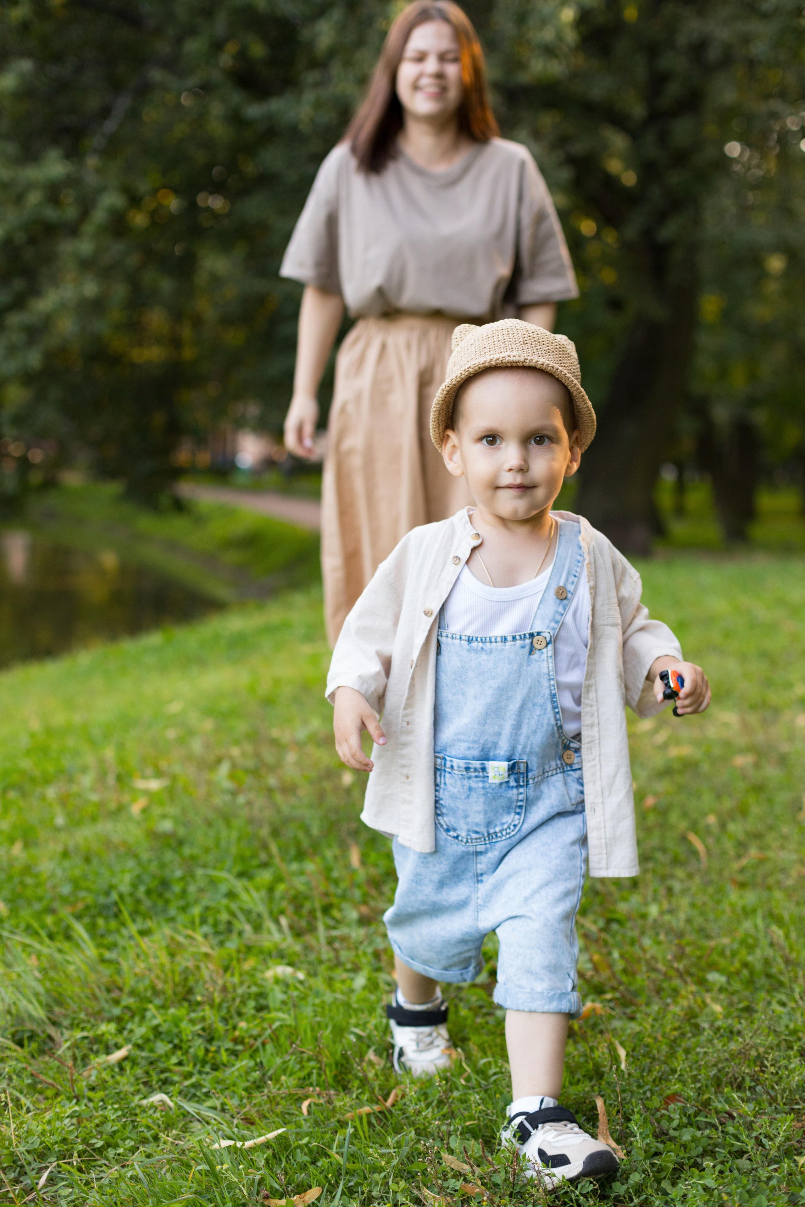Летняя семейная фотопрогулка в Таврическом саду. Детский и контент фотограф Надя Волкова Санкт-Петербург
