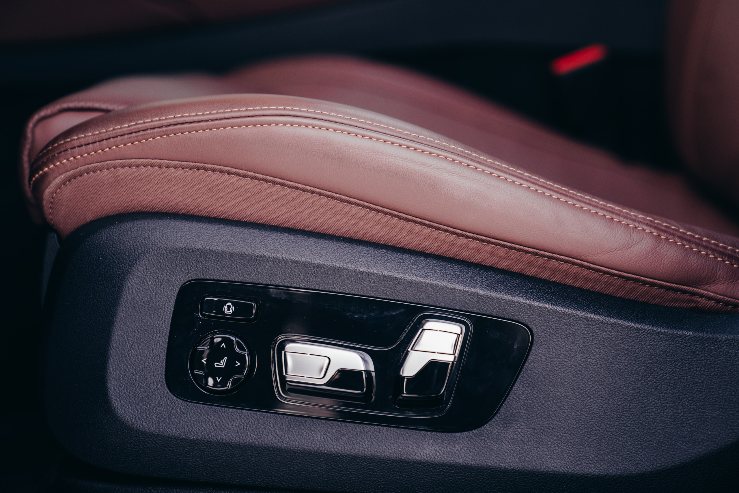 BMW X6 30d X-Drive. Идеальные портреты для соцсетей — Фотограф Ленар