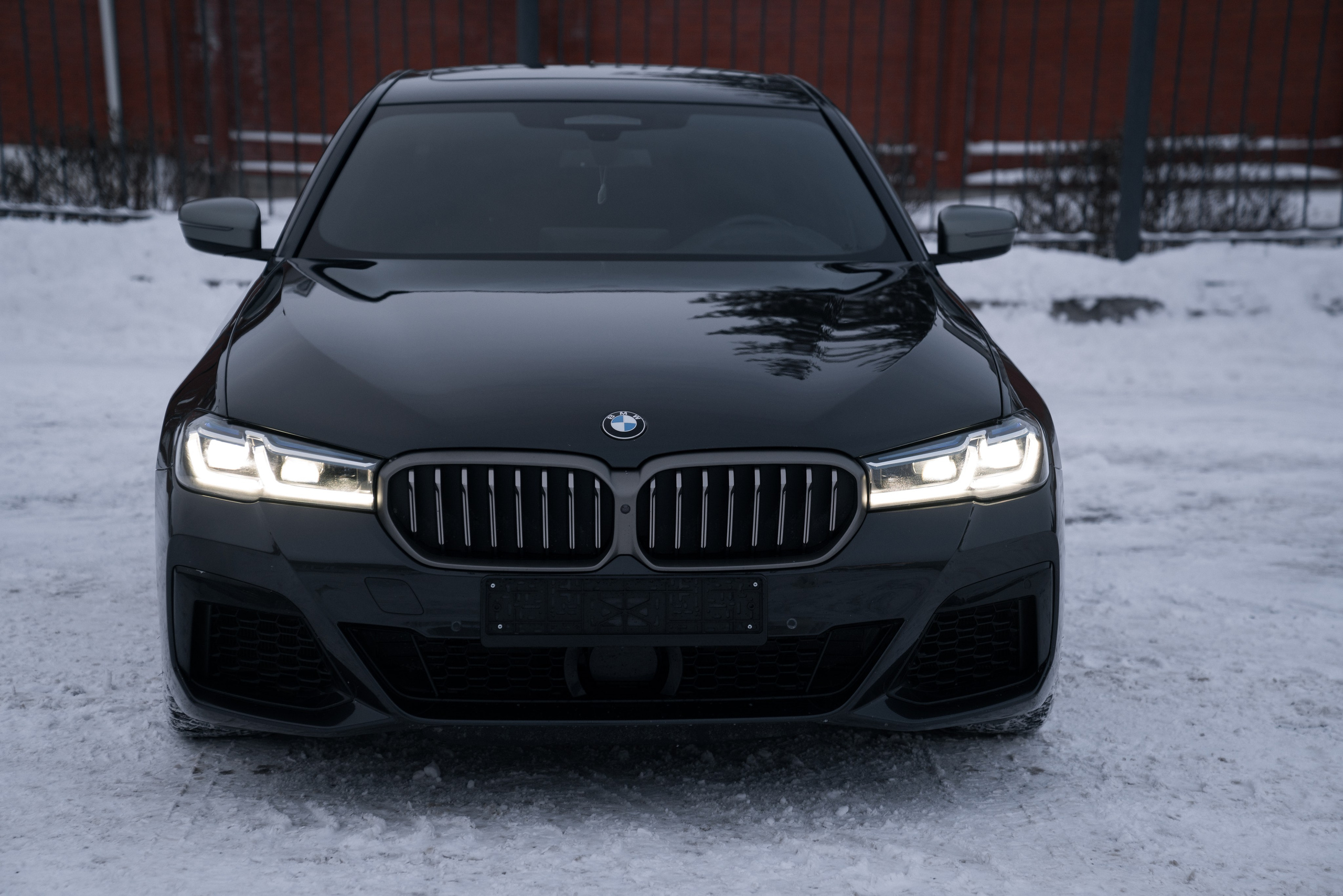 BMW M550i XDrive. Идеальные портреты для соцсетей — Фотограф Ленар