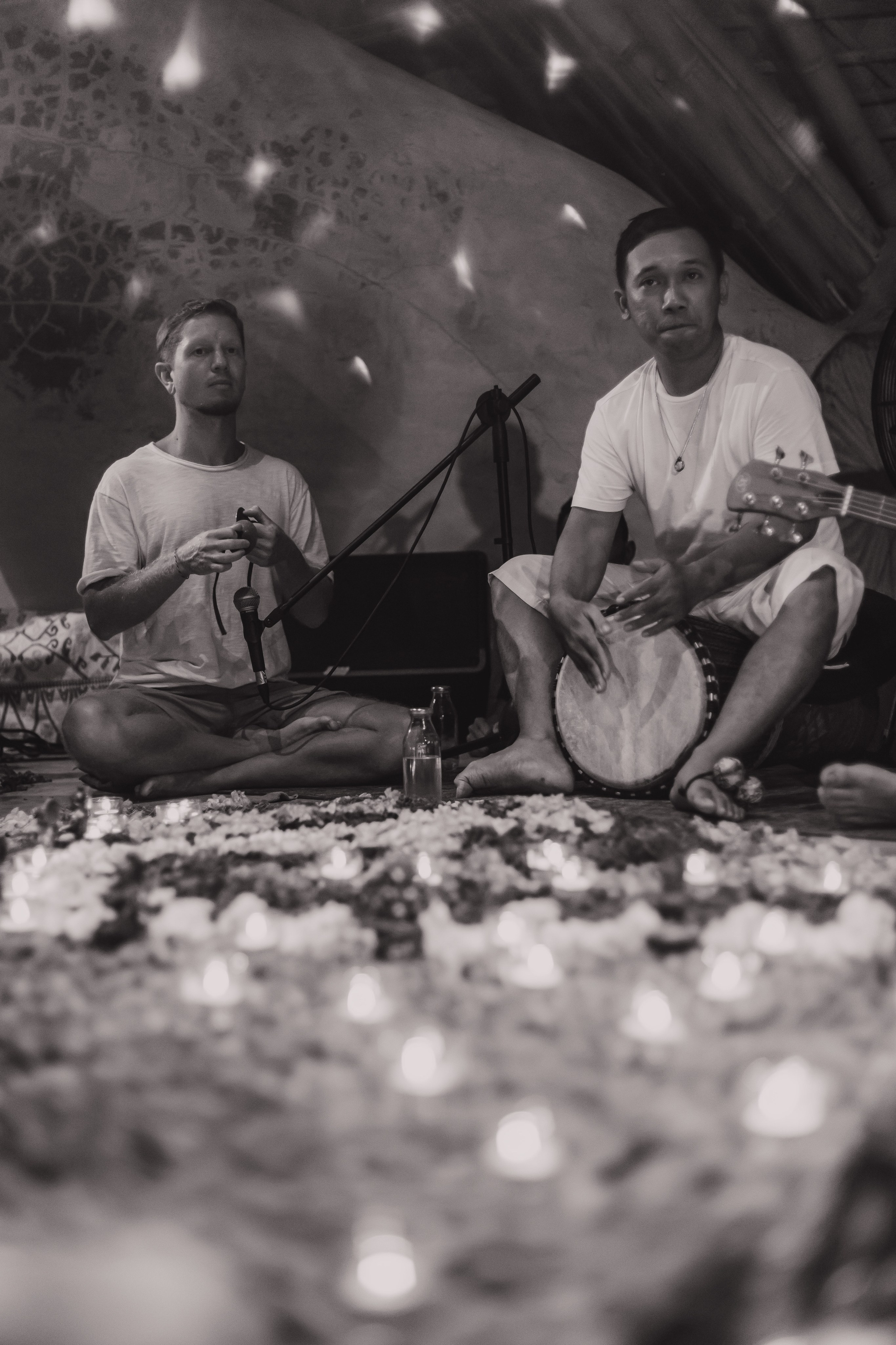 Bhakti Bliss kirtan at Alchemy. Mariam Bagdasaryan