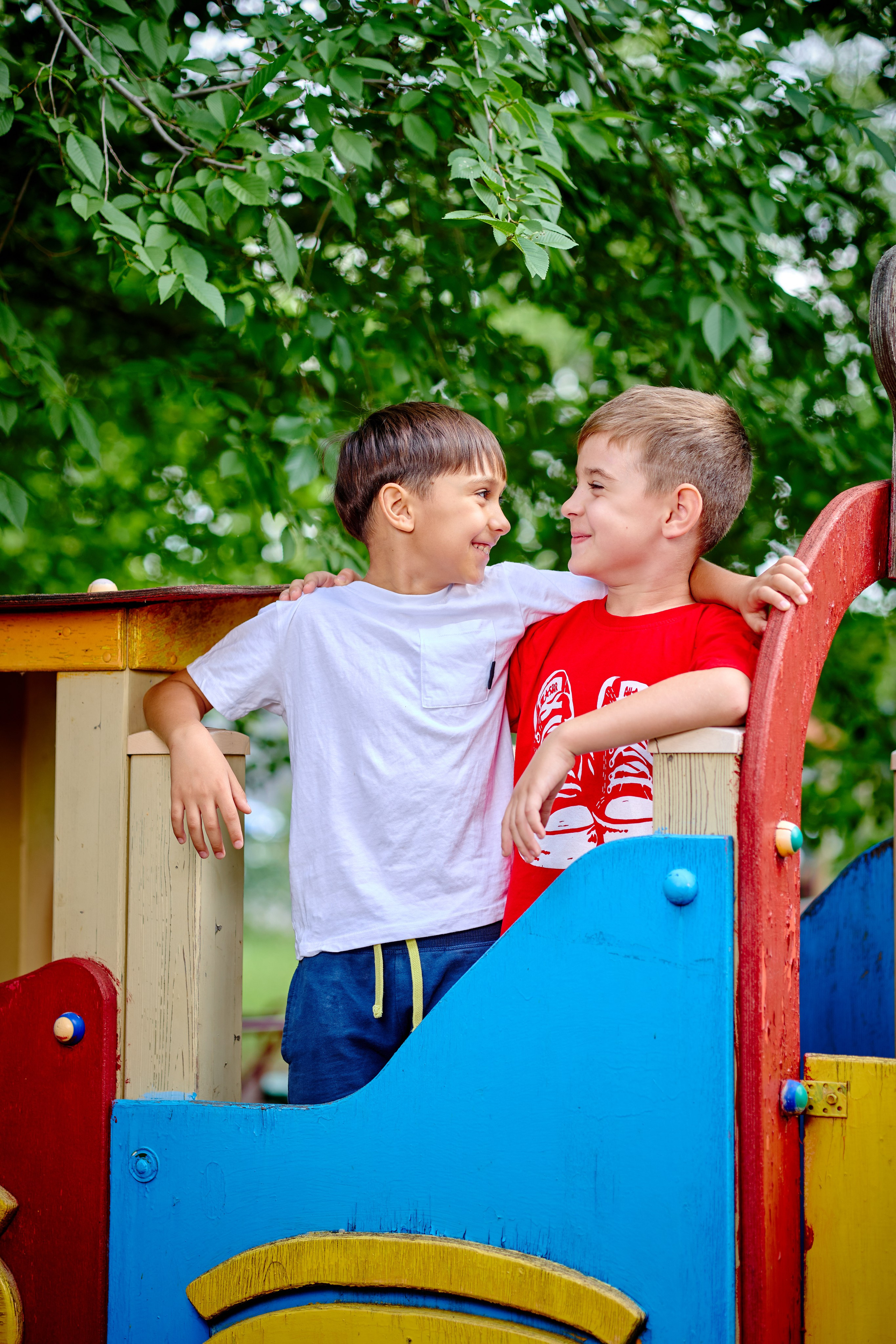 Пример летней съемки в детском саду № 92 Старшая группа Радуга. Фотограф Выпускные альбомы Таганрог Сергей Коробченко