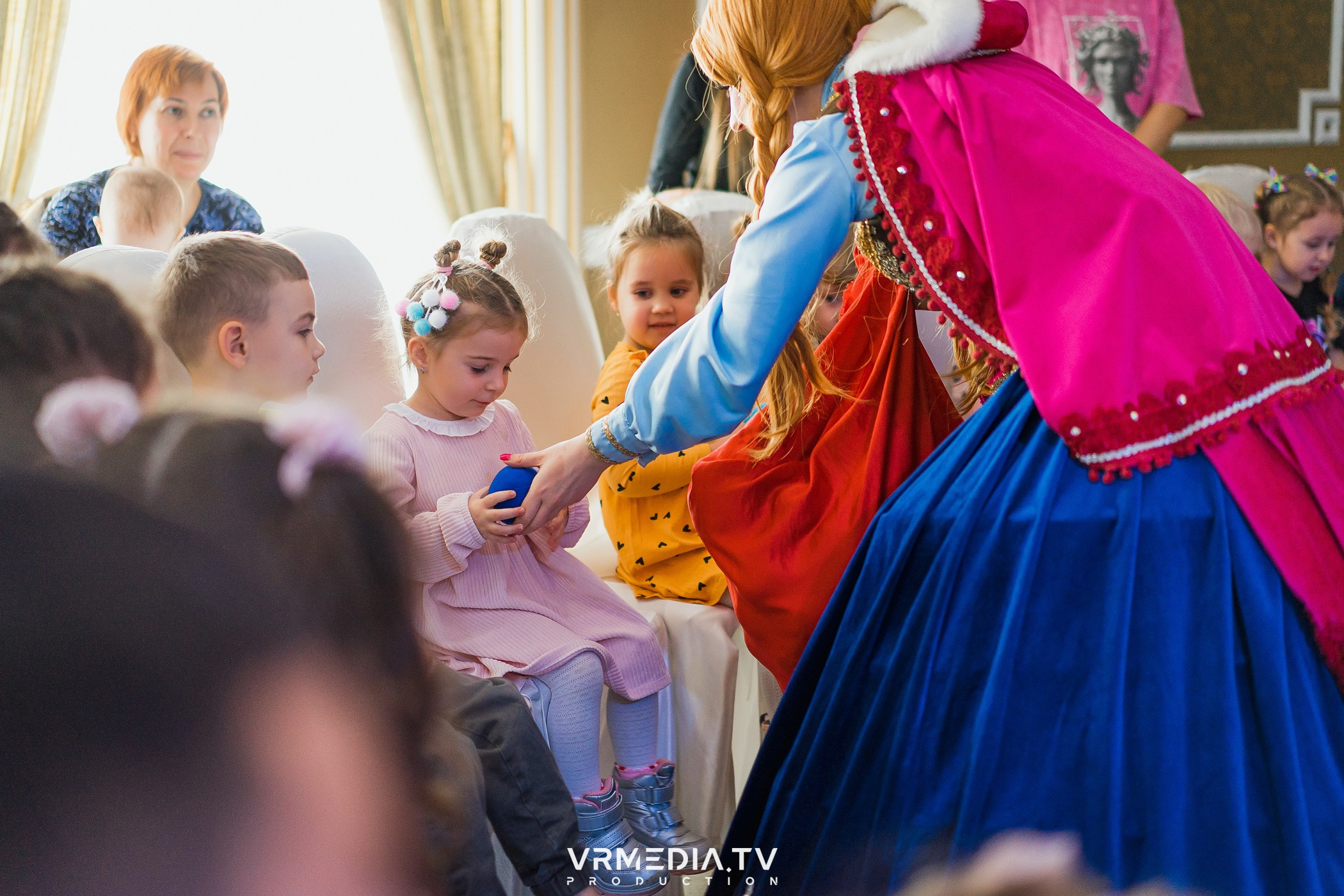 ХОЛОДНОЕ СЕРДЦЕ в ресторане «Империя»