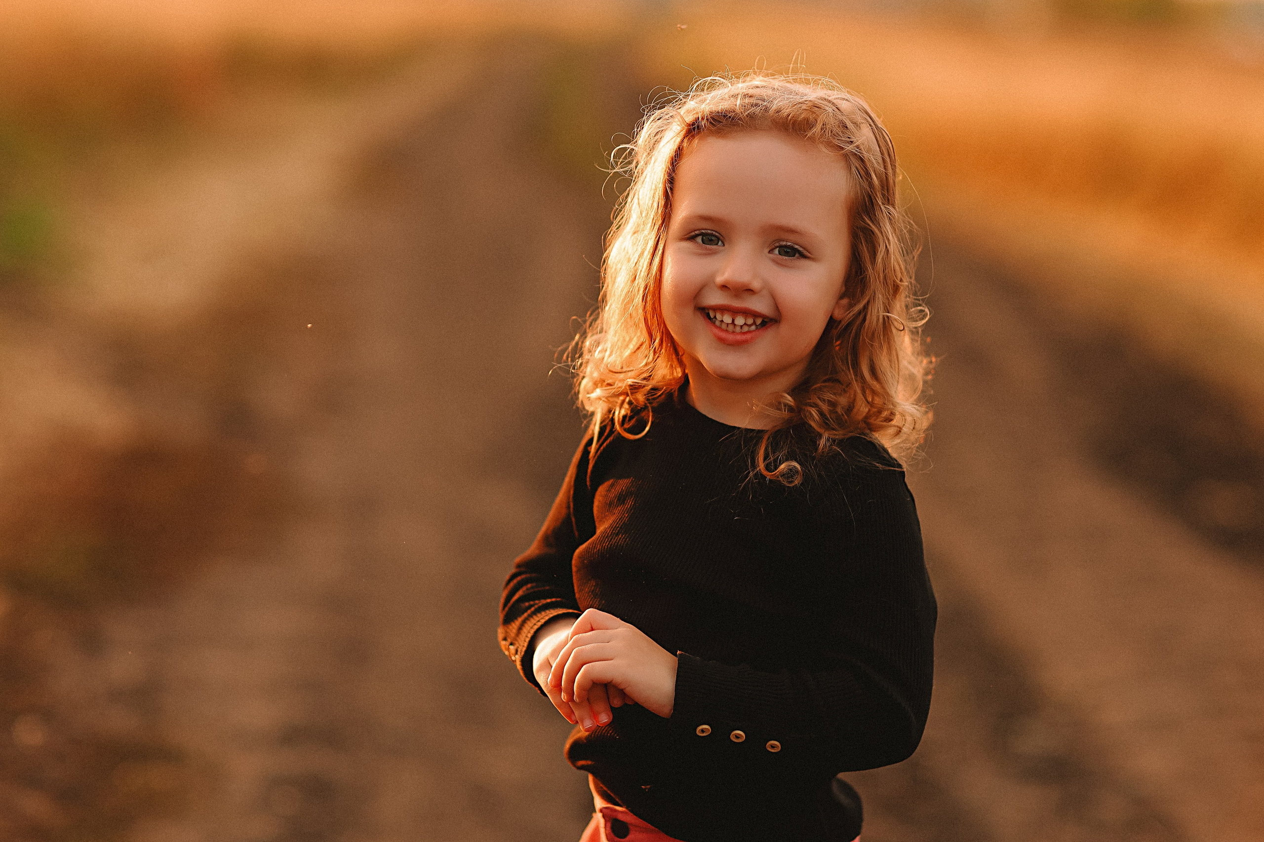 Поле. Семейный фотограф Тюмень, фотограф на роды Салмина Мария