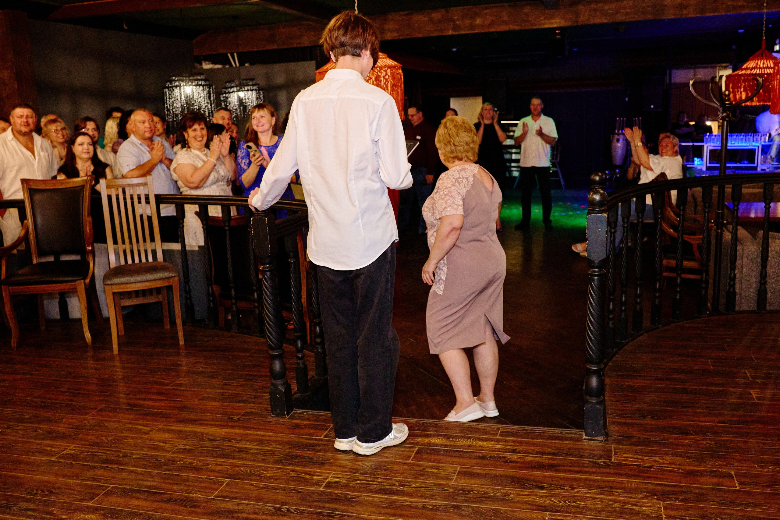 Выпускной 35 Сош. Фотограф Выпускные альбомы Таганрог Сергей Коробченко