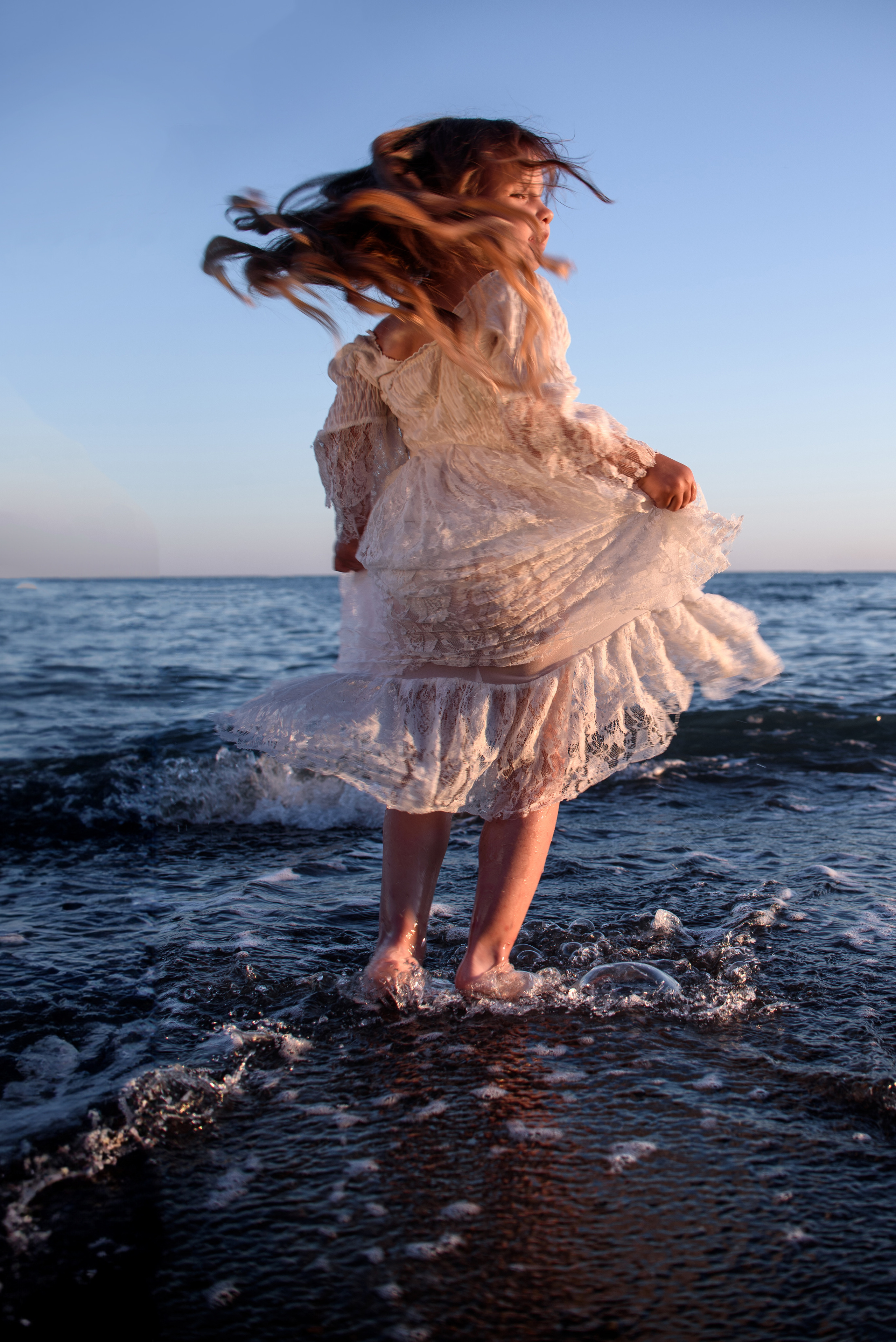 Закатная фотосессия. Детский студийный фотограф Сочи